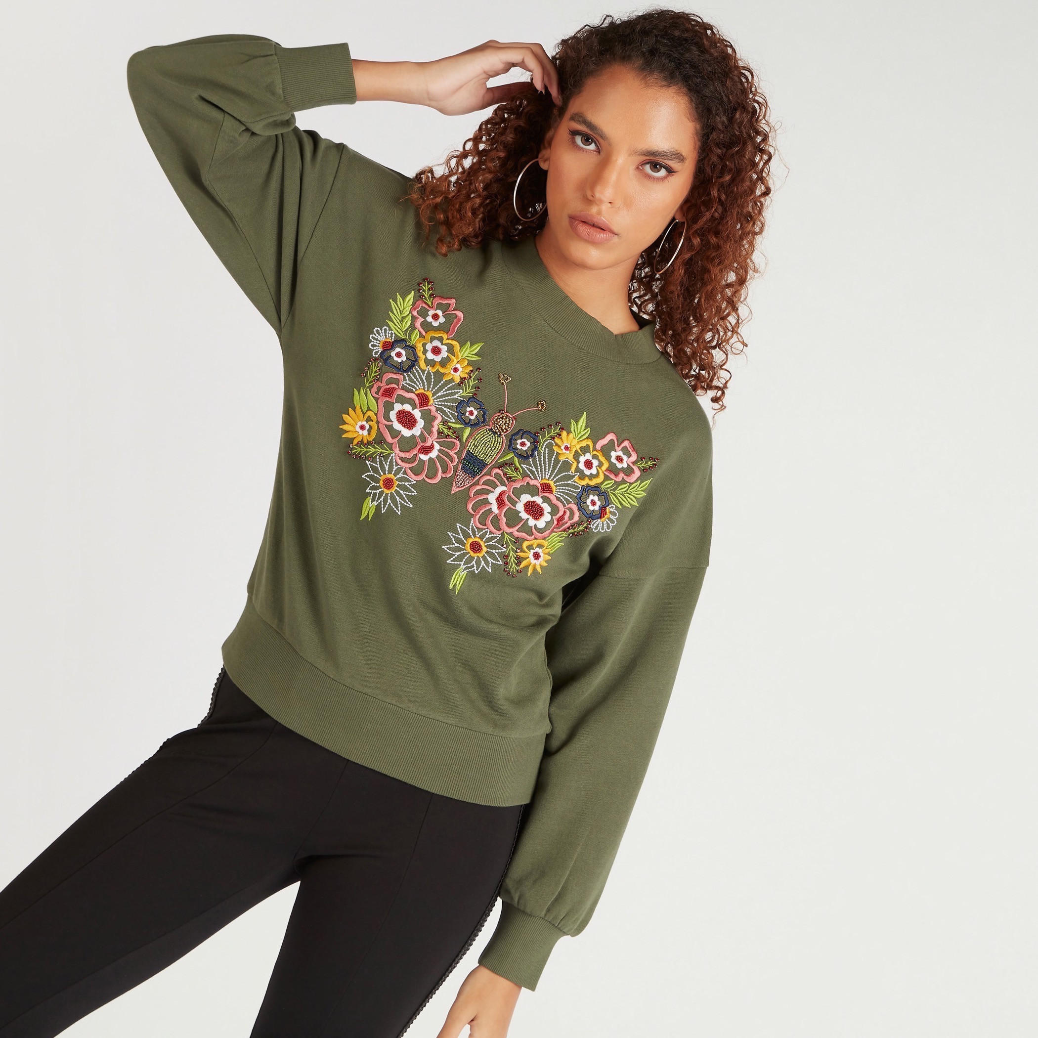 سويت شيرت مطرّز بأكتاف منسدلة من آيكونيك-women-winterwear-hoodiesandsweatshirts-sweatshirts-image-5