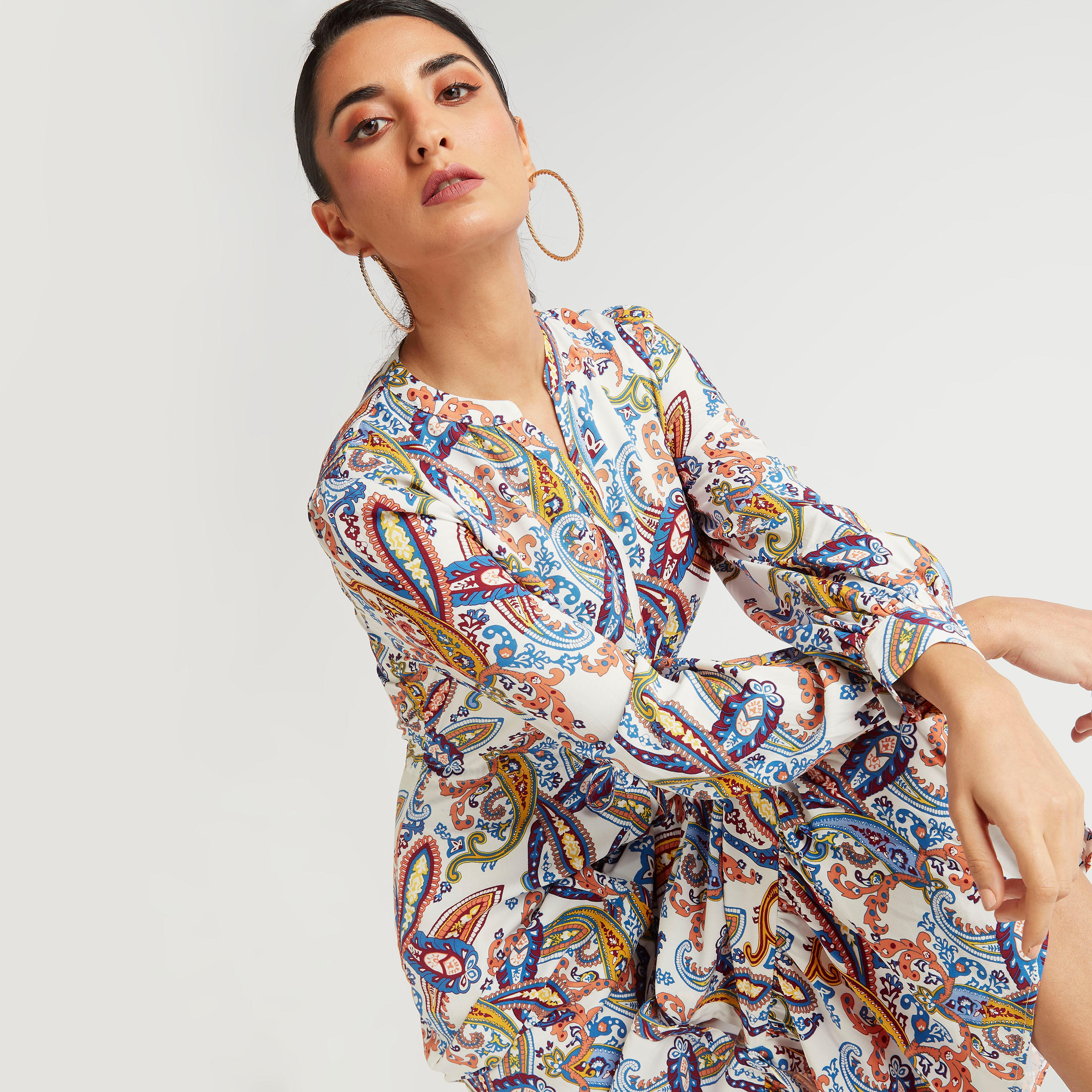 فستان إيه لاين طويل بطبعات بيزلي وأكمام طويلة من آيكونيك-women-clothing-dresses-image-1