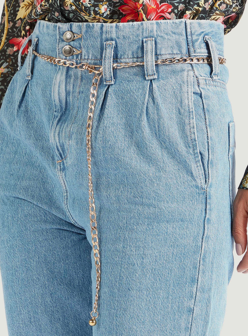 بنطلون جينز دينم مكشكش بخصر متوسط الارتفاع وجيوب وحزام سلسلة من أيكونك-women-clothing-bottoms-jeans-image-2