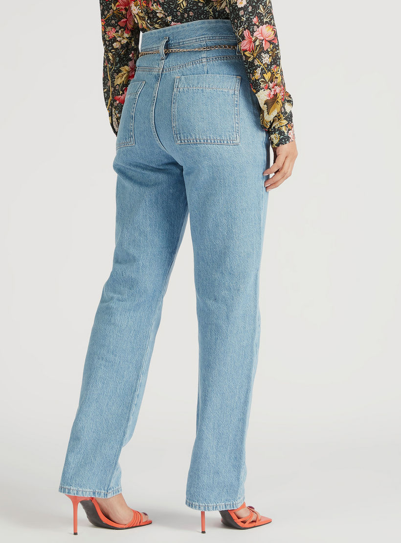 بنطلون جينز دينم مكشكش بخصر متوسط الارتفاع وجيوب وحزام سلسلة من أيكونك-women-clothing-bottoms-jeans-image-1