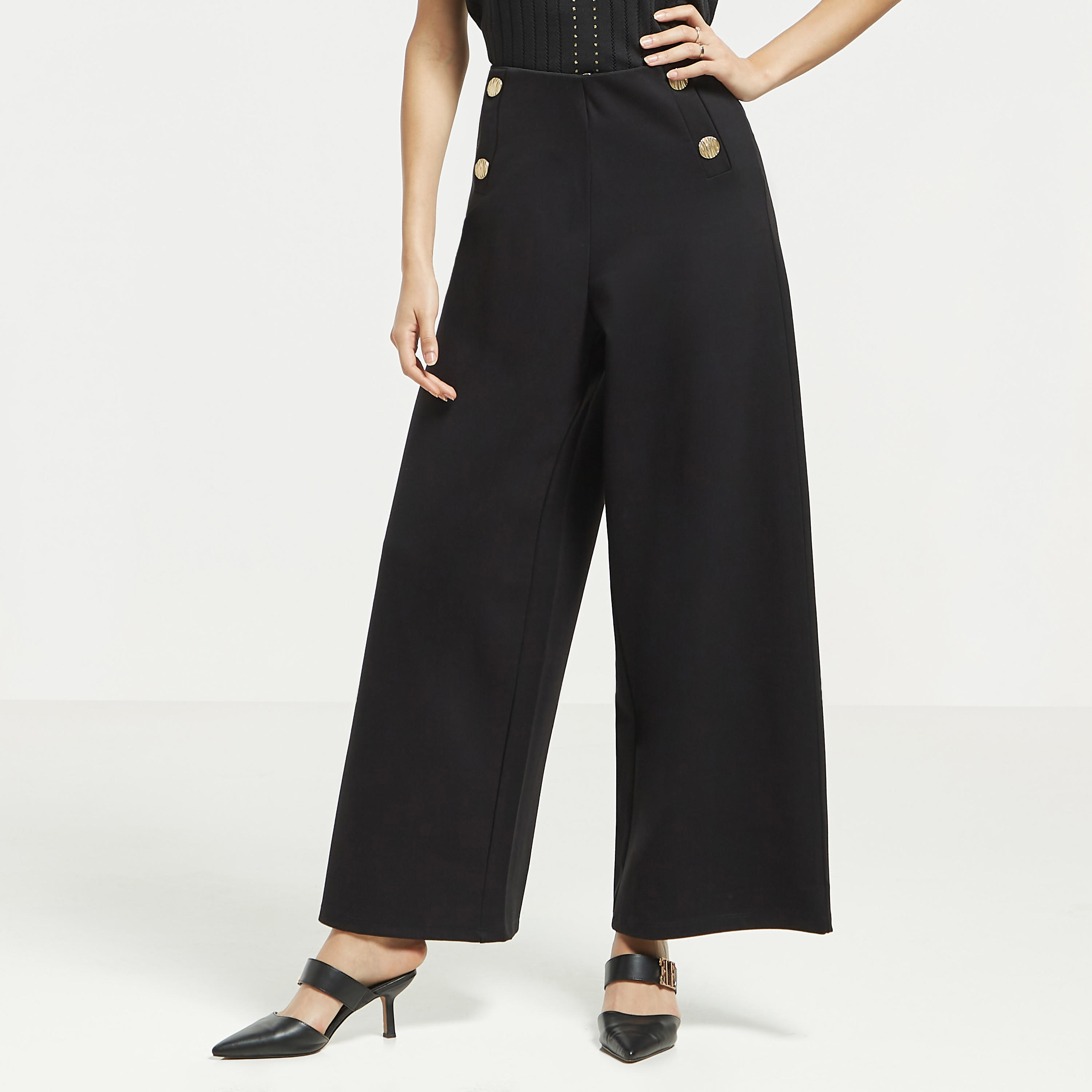 بنطلون بونتي سادة واسع الساقين بتزيينات أزرار من آيكونيك-women-clothing-bottoms-trousers-image-1