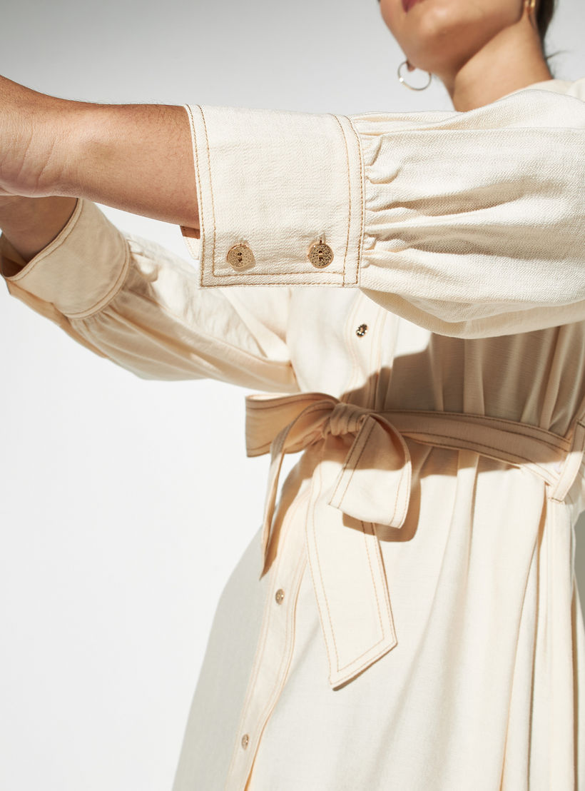 فستان سادة بأزرار بحزام ربط من أيكونيك-women-clothing-dresses-image-2