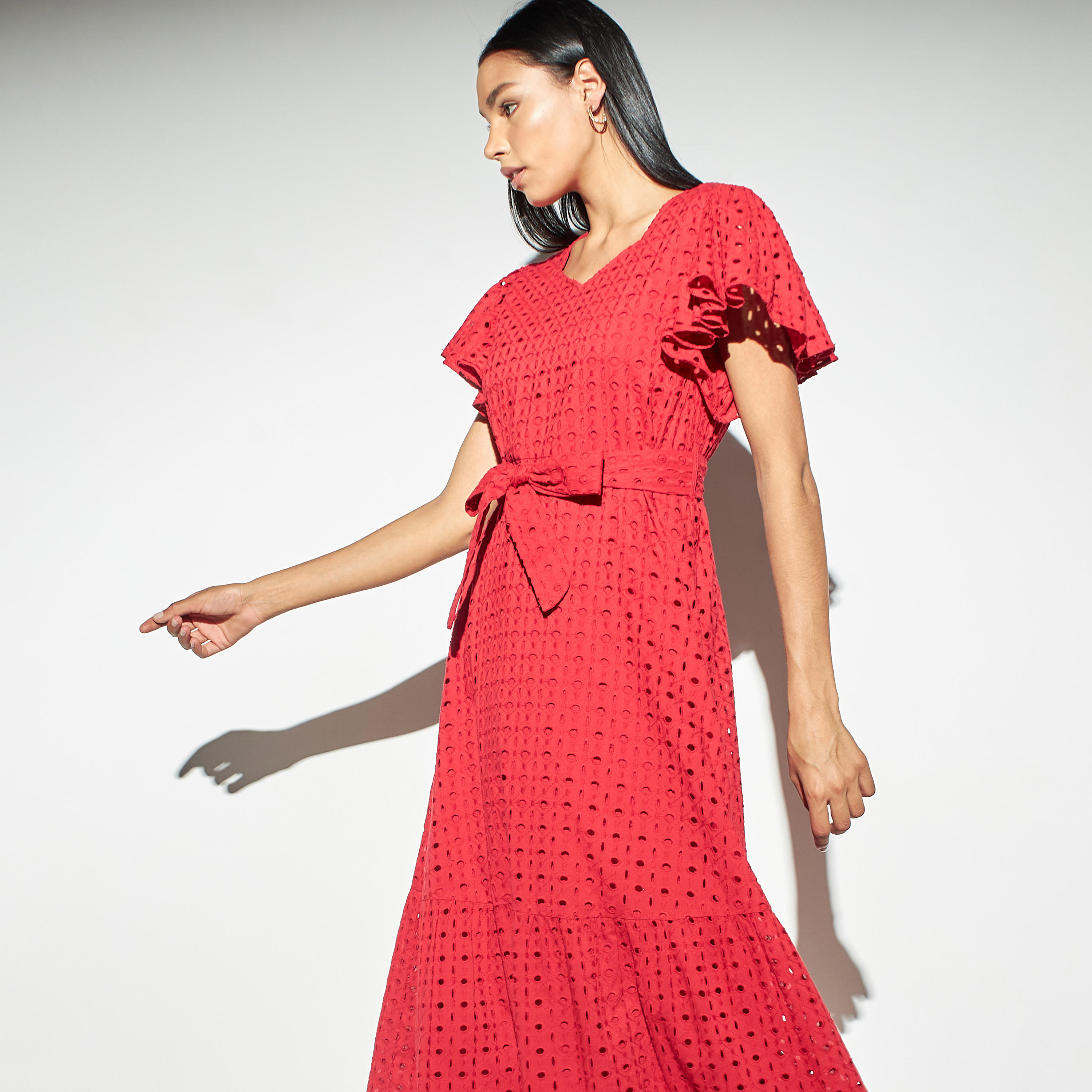 فستان شيفلي مطرز بأكمام واسعة وحزام برباط من أيكونيك-women-clothing-dresses-image-2