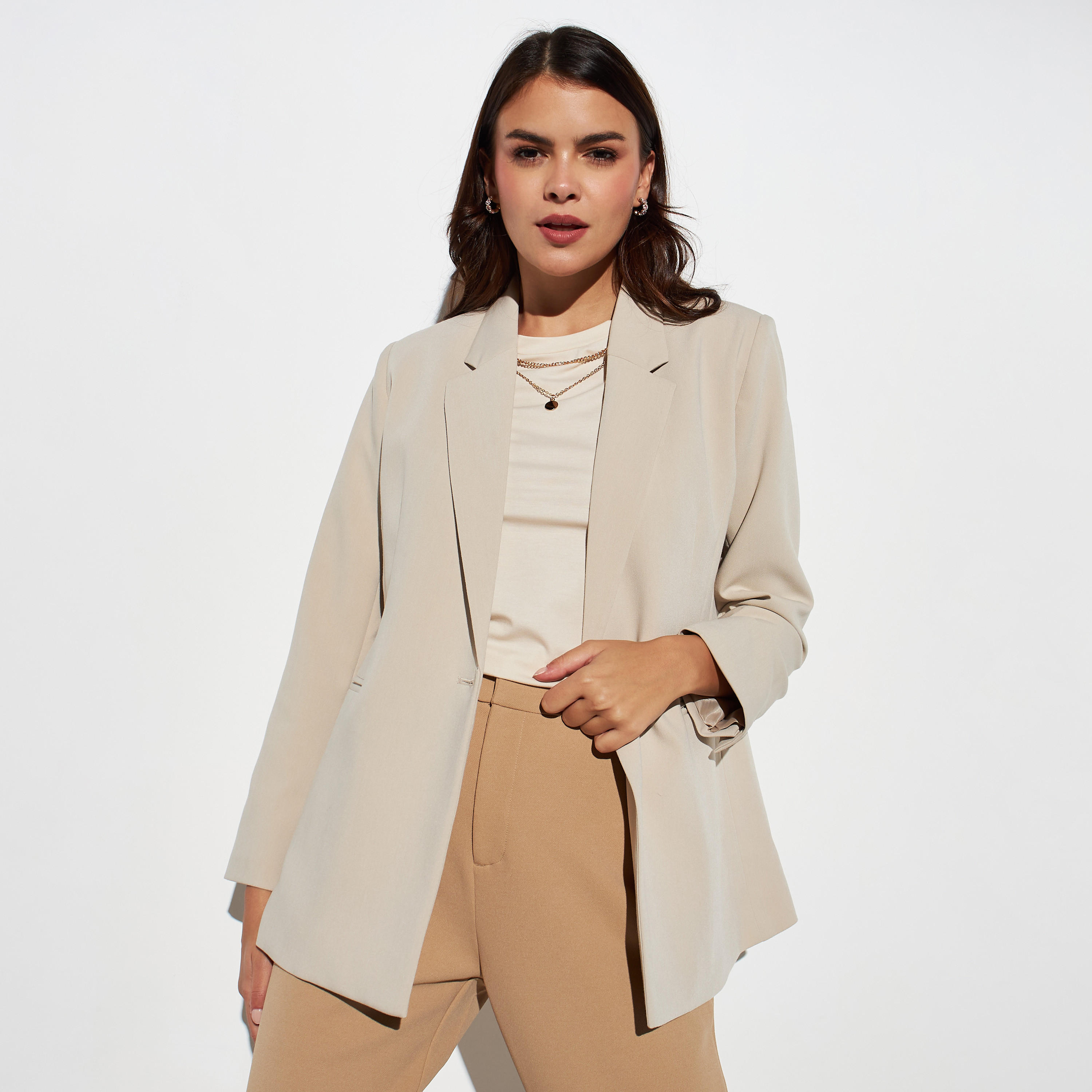 Iconic Solid Blazer with Notch Lapel and Pockets-women-clothing-coatsandjackets-blazers-image-1