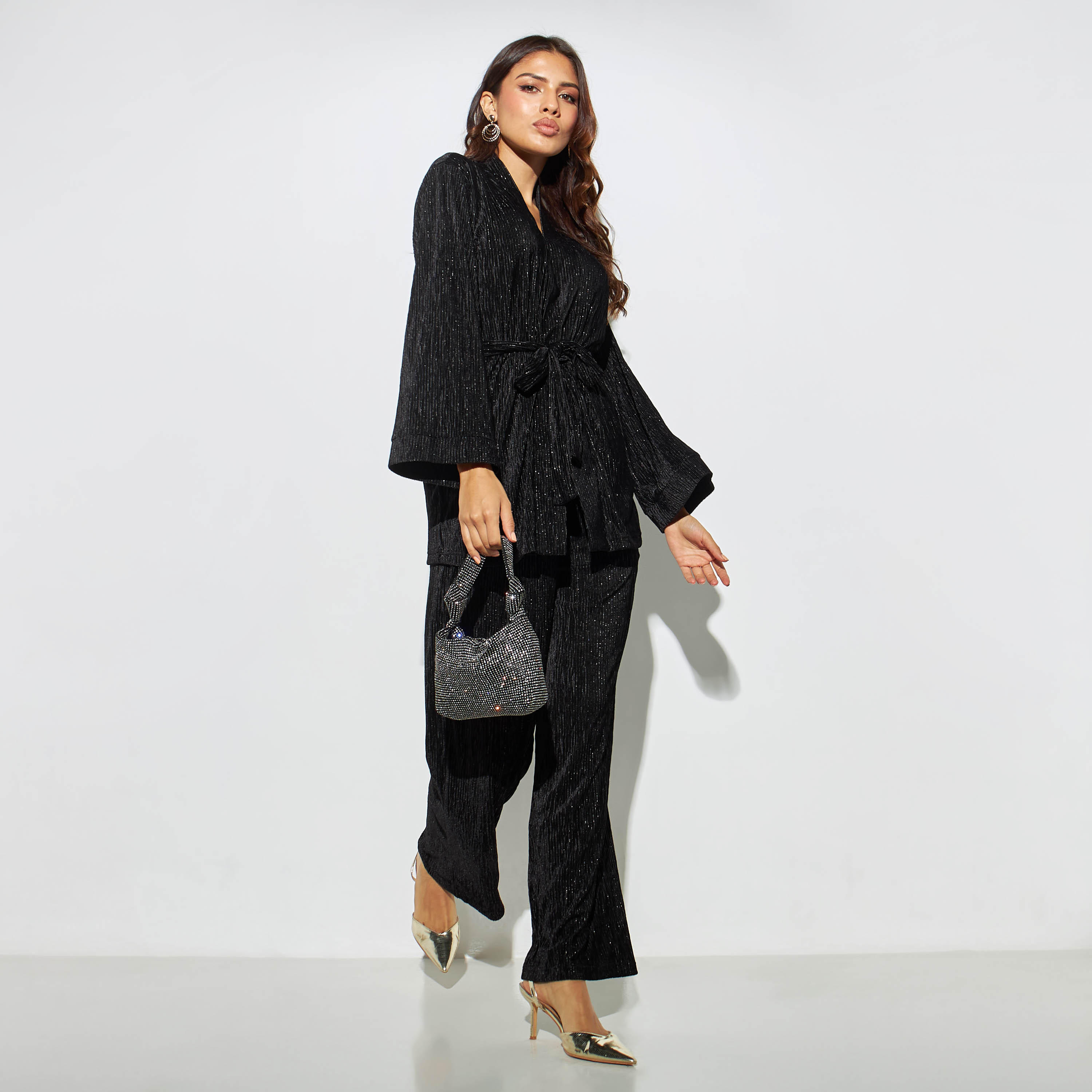 كيمونو بارز الملمس بحزام من آيكونك-women-clothing-shirtsandblouses-blouses-image-3