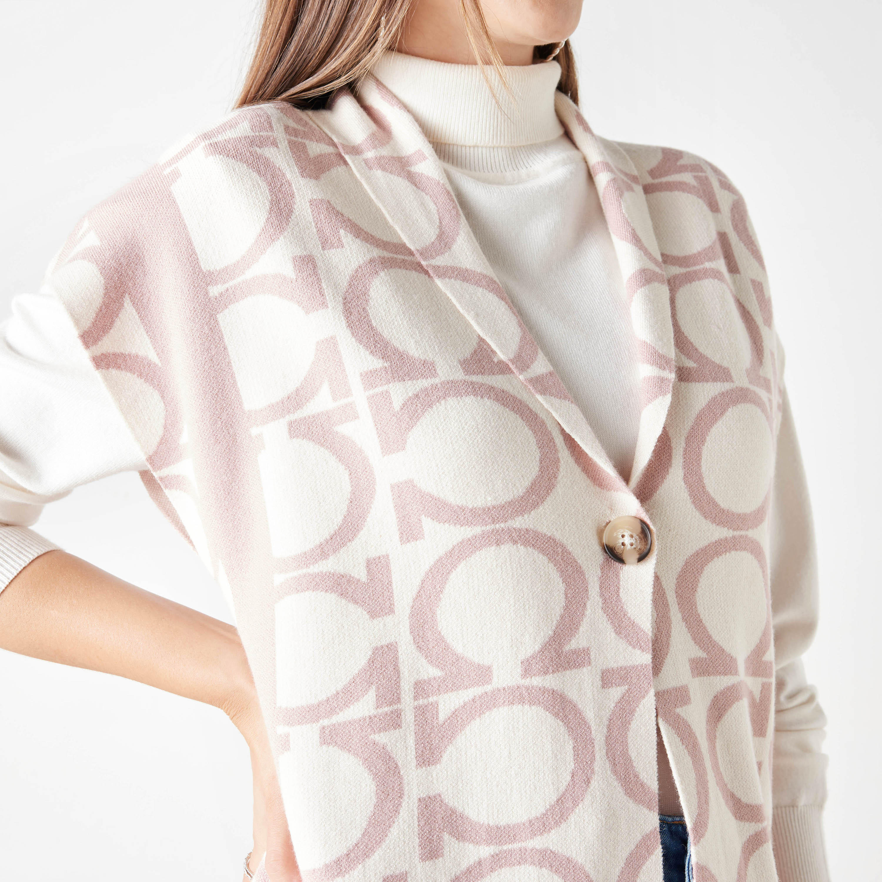 كارديجان طويل بارز الملمس بشراشيب من آيكونيك-women-winterwear-cardigansandjumpers-cardigans-image-8