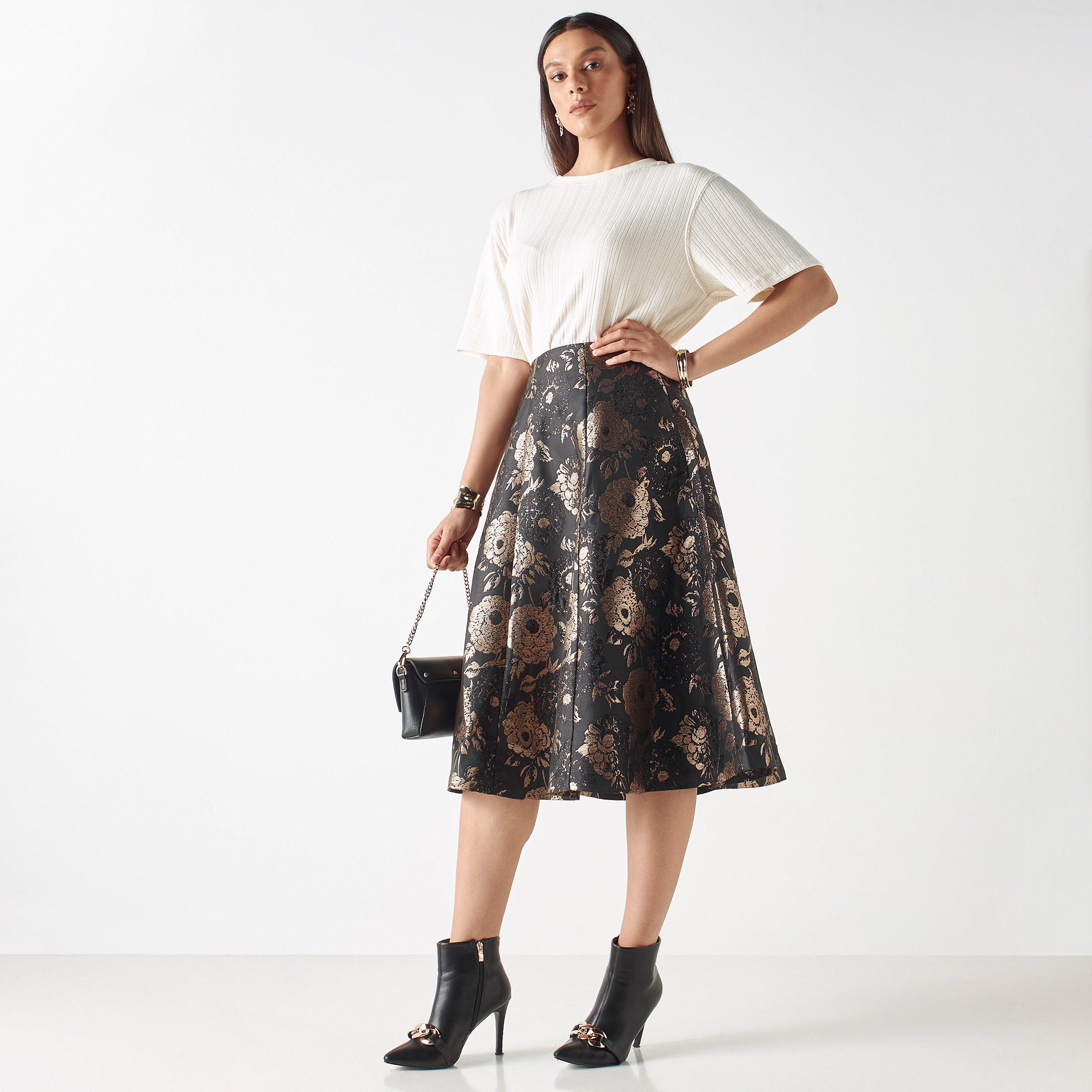 تنورة ميدي بارزة الملمس إيه لاين بسحاب إغلاق من آيكونك-women-clothing-bottoms-skirts-image-2
