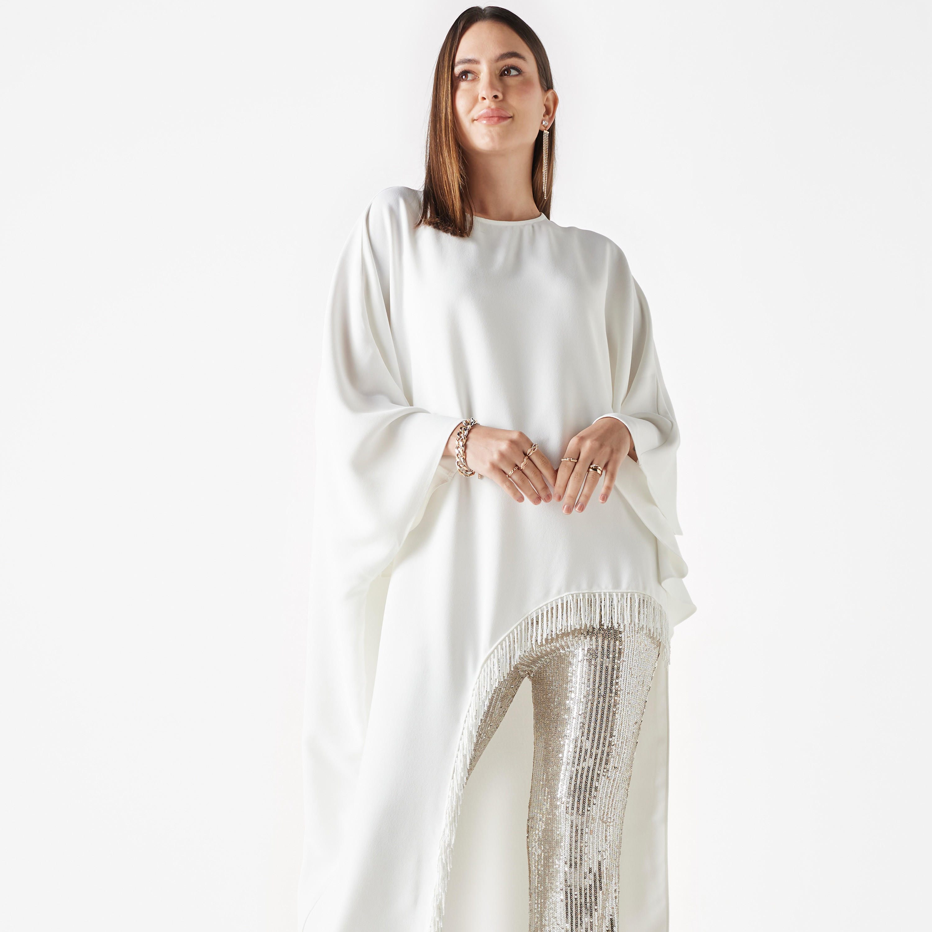 قفطان سادة بحواف غير متماثلة بشراشيب من آيكونيك-women-clothing-dresses-image-3