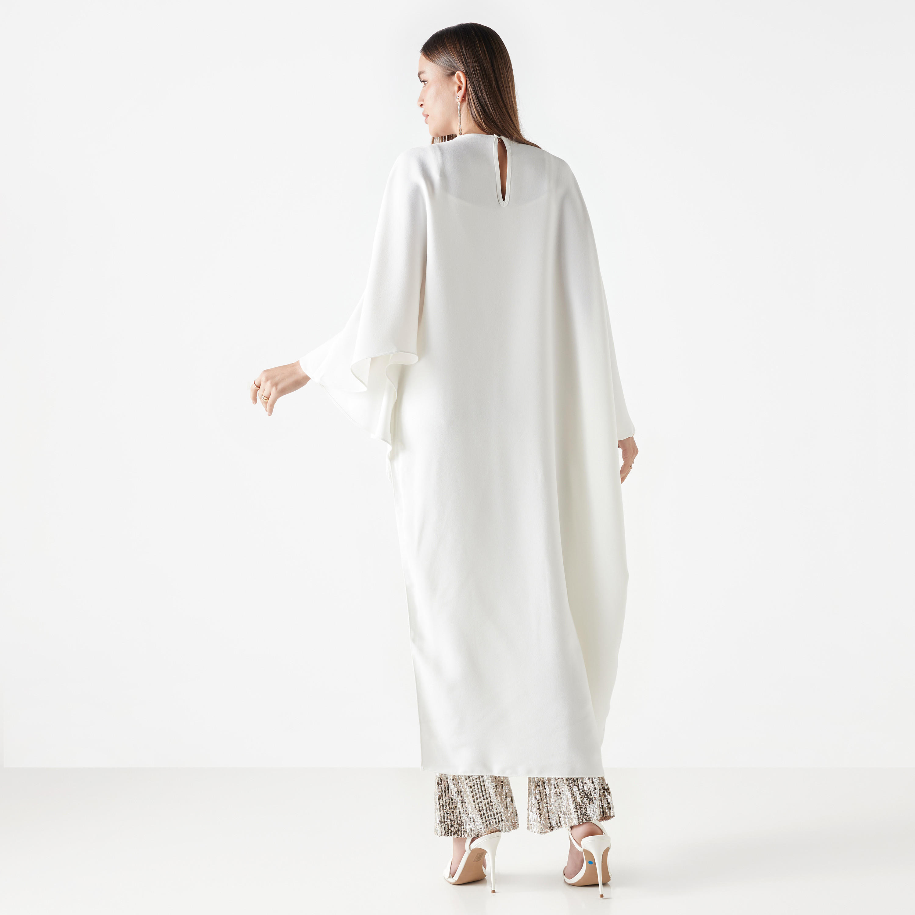قفطان سادة بحواف غير متماثلة بشراشيب من آيكونيك-women-clothing-dresses-image-2
