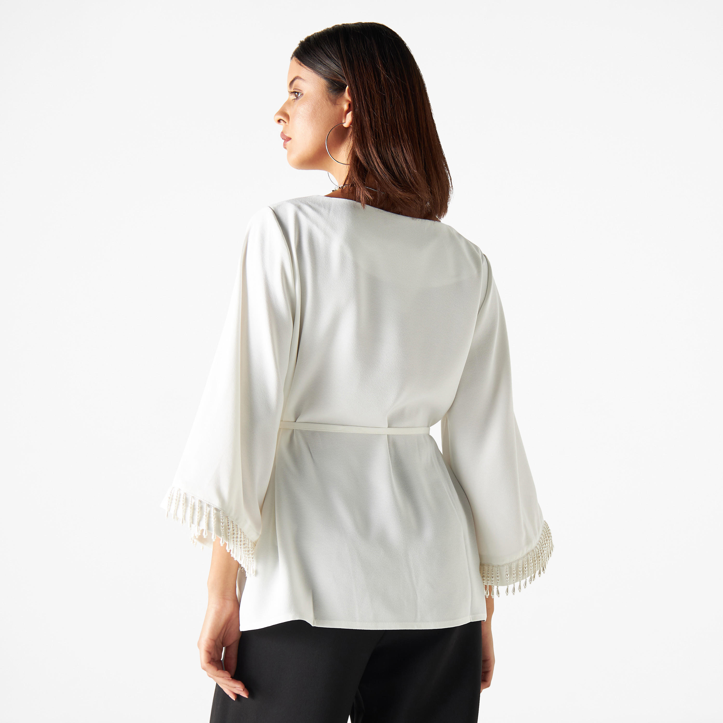 بلوزة بحزام ربط وشراشيب خرز من آيكونيك-women-clothing-shirtsandblouses-blouses-image-3