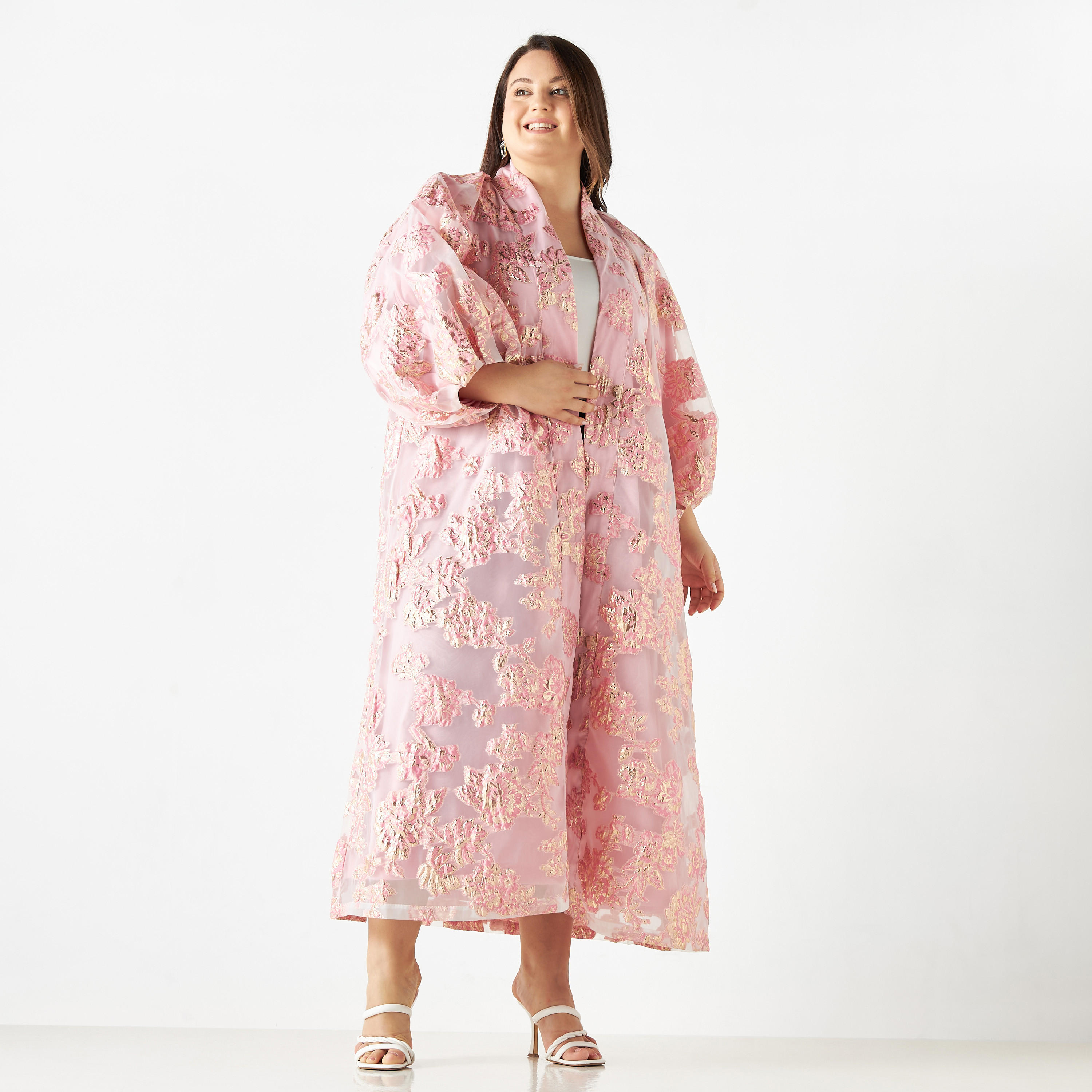 كيمونو مفتوح من الأمام بتطريزات وطبعات زهور مقاس كبير من أيكونيك-women-clothing-shirtsandblouses-blouses-image-1