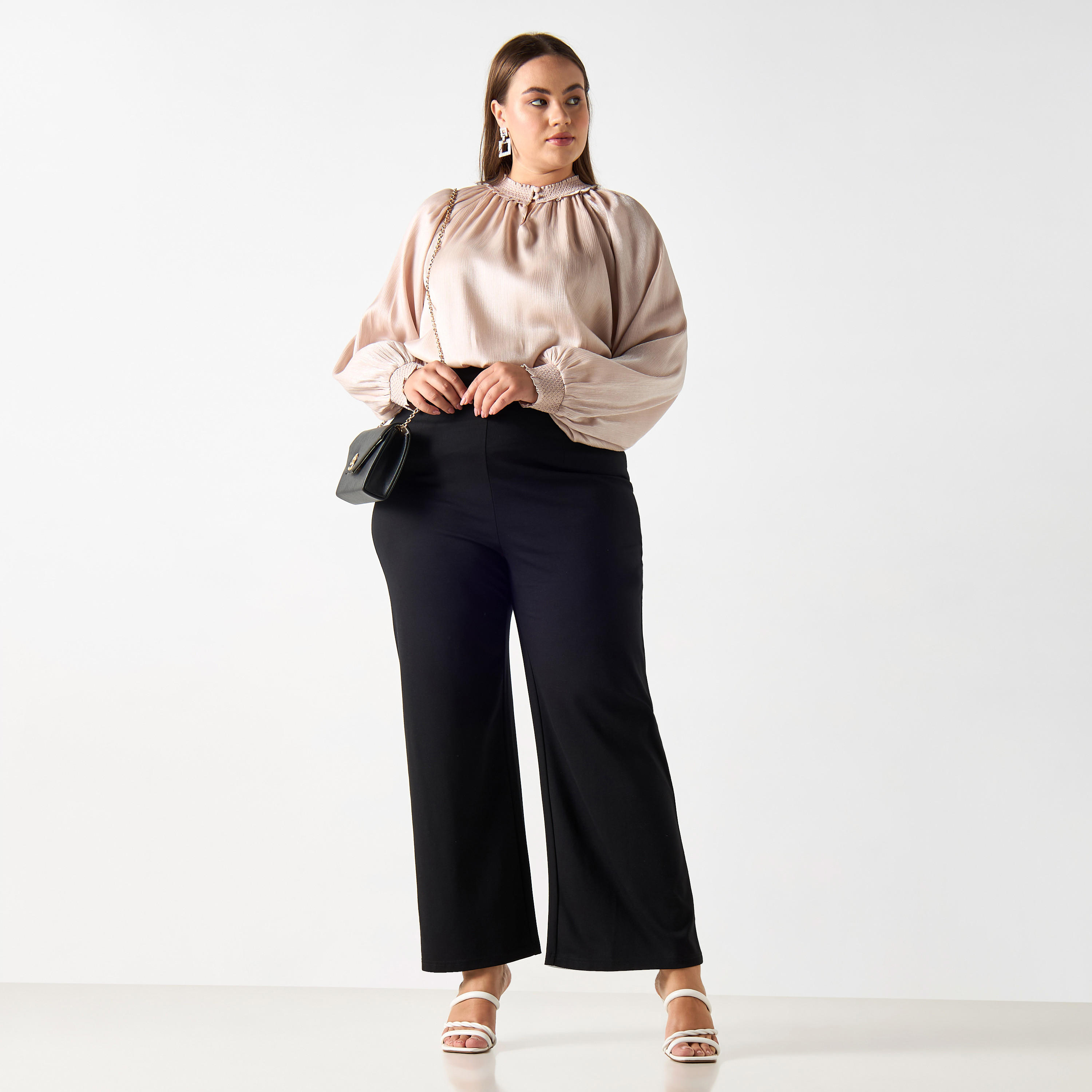 بلوزة بارزة الملمس بياقة عالية ومقاس كبير وحزام ربط-women-clothing-shirtsandblouses-blouses-image-3