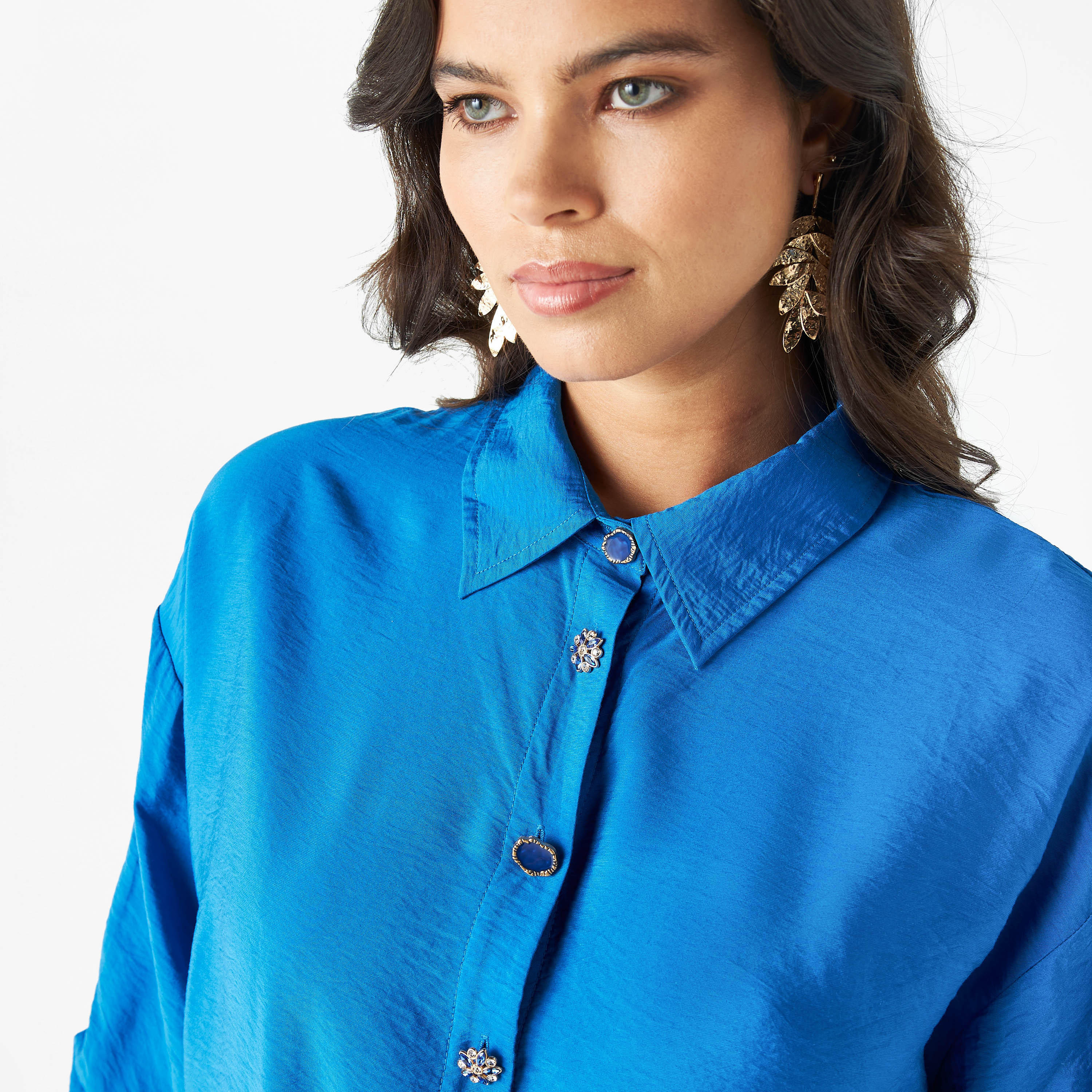 قميص سادة بأكمام طويلة وأزرار مزينة من آيكونيك-women-clothing-shirtsandblouses-shirts-image-16