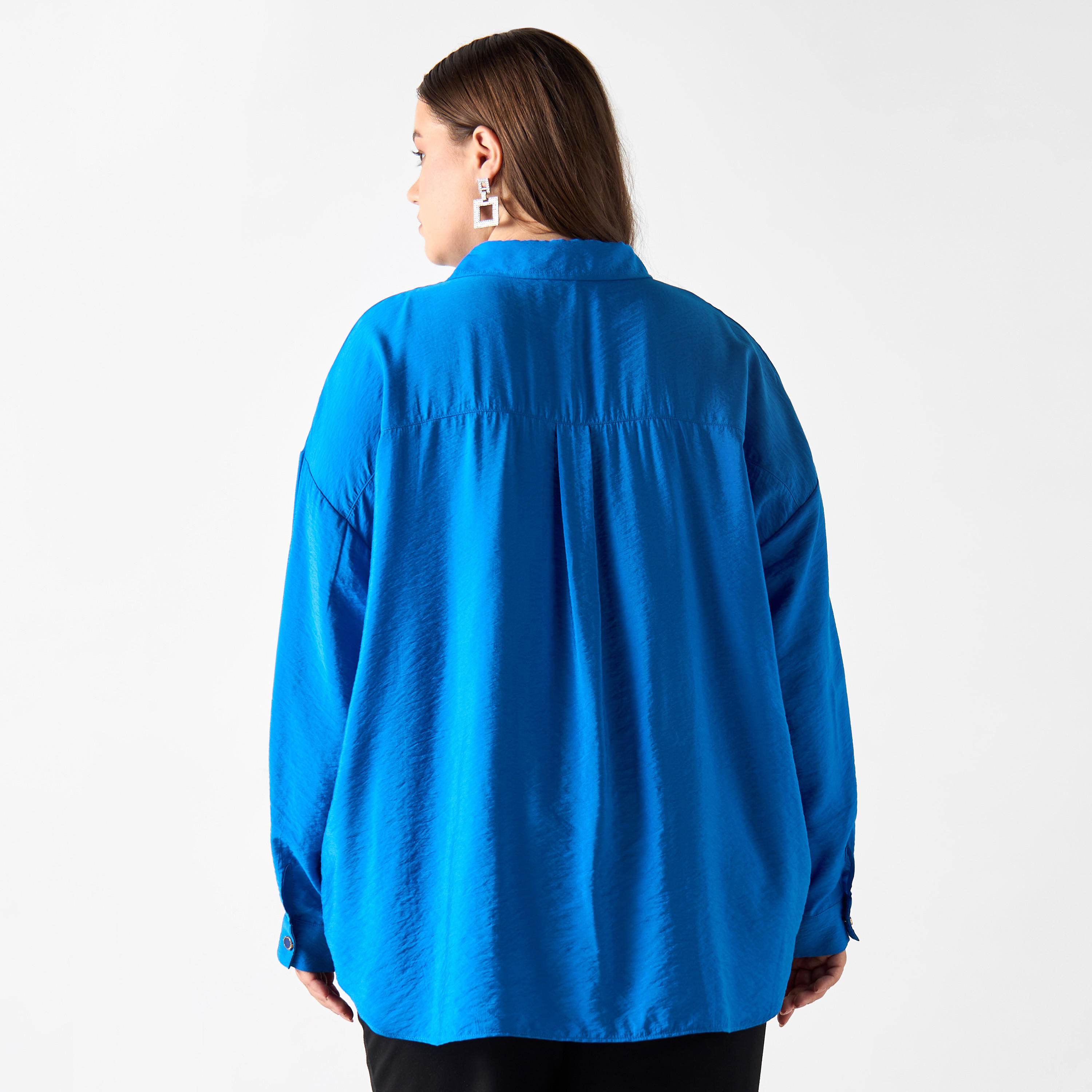 قميص مقاس واسع بارز الملمس بأكمام طويلة من آيكونيك-women-clothing-shirtsandblouses-blouses-image-3