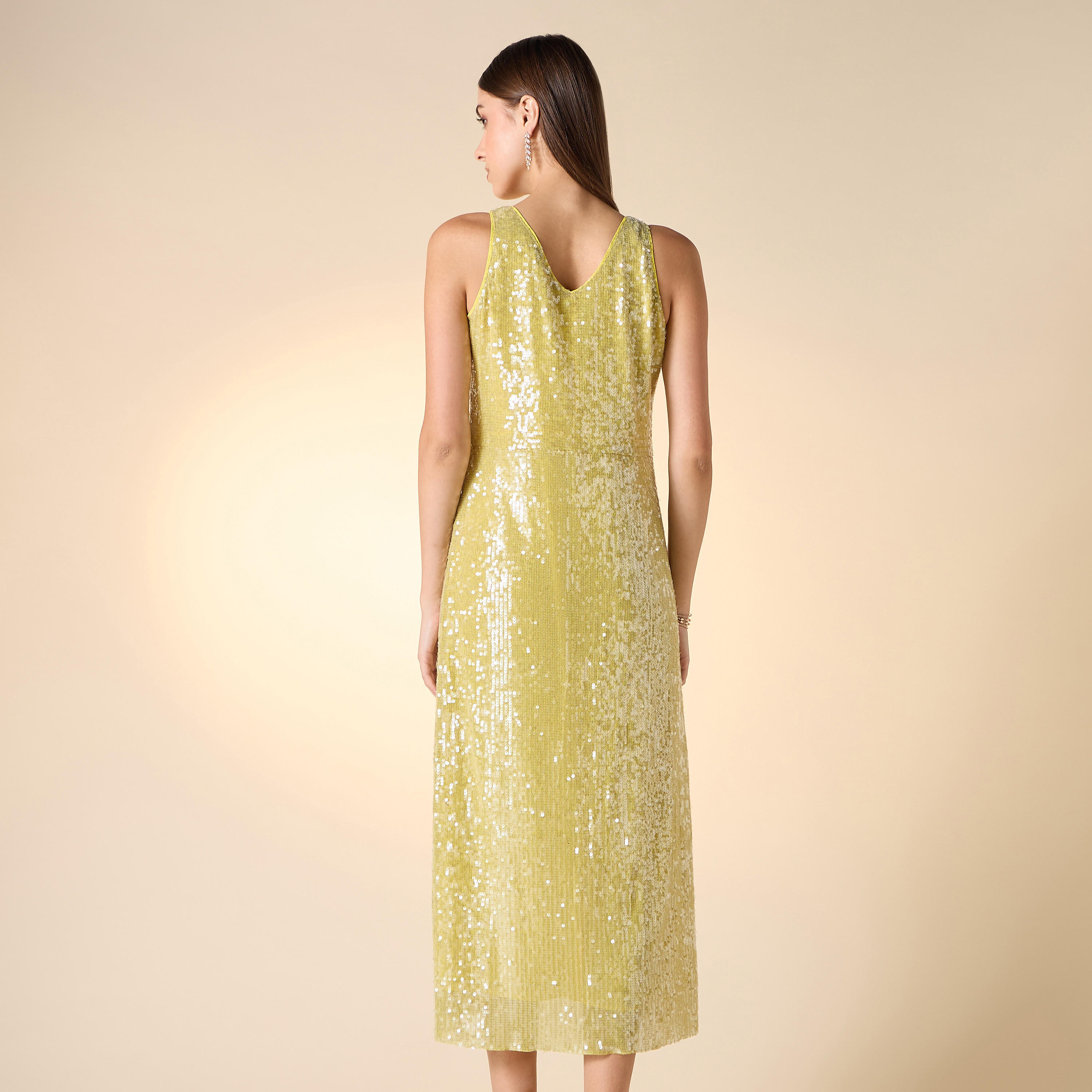 فستان مزيّن دون أكمام بياقة V من آيكونيك-women-clothing-dresses-image-4