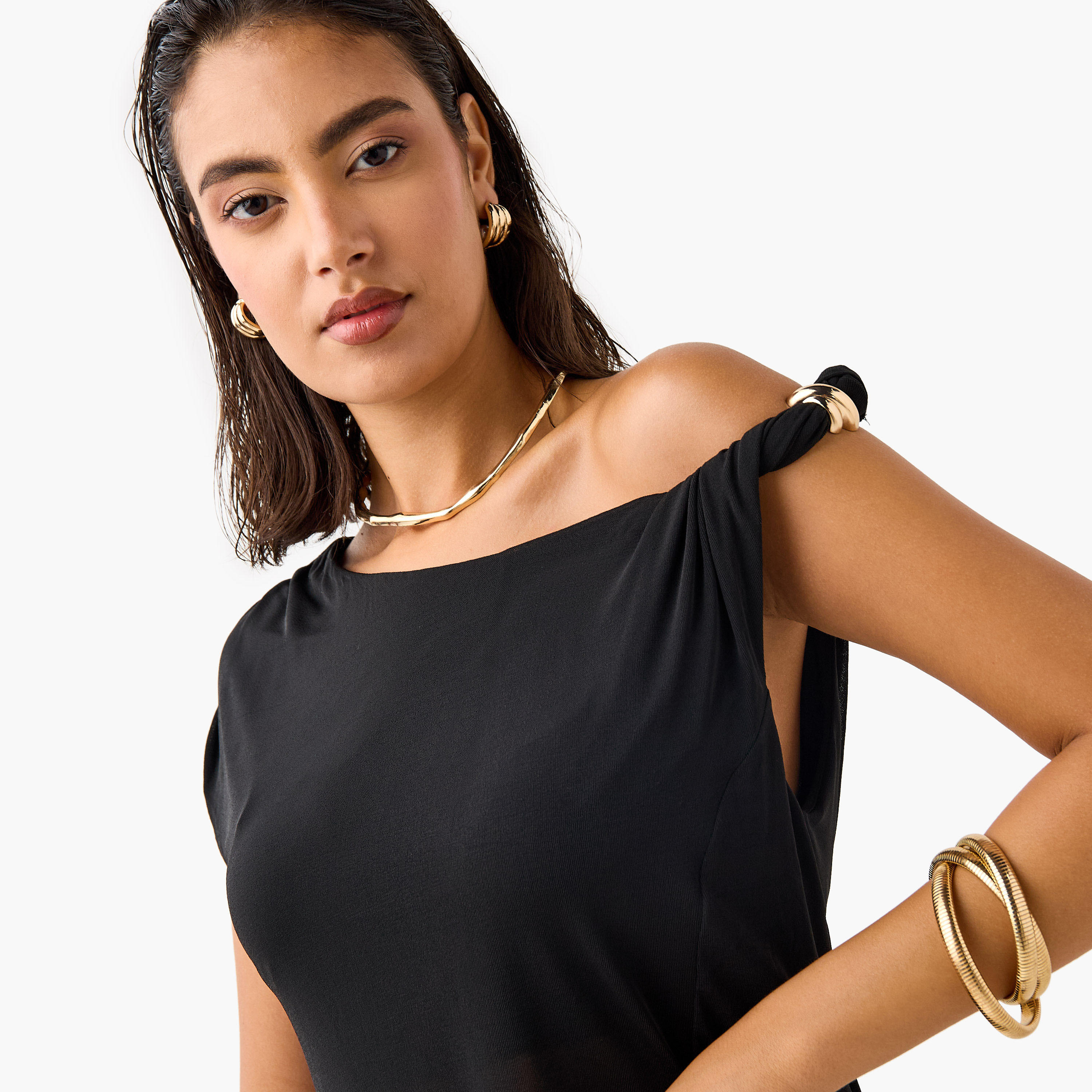 بلوزة درابيه بكتف واحد من أيكونيك-women-clothing-shirtsandblouses-blouses-image-4