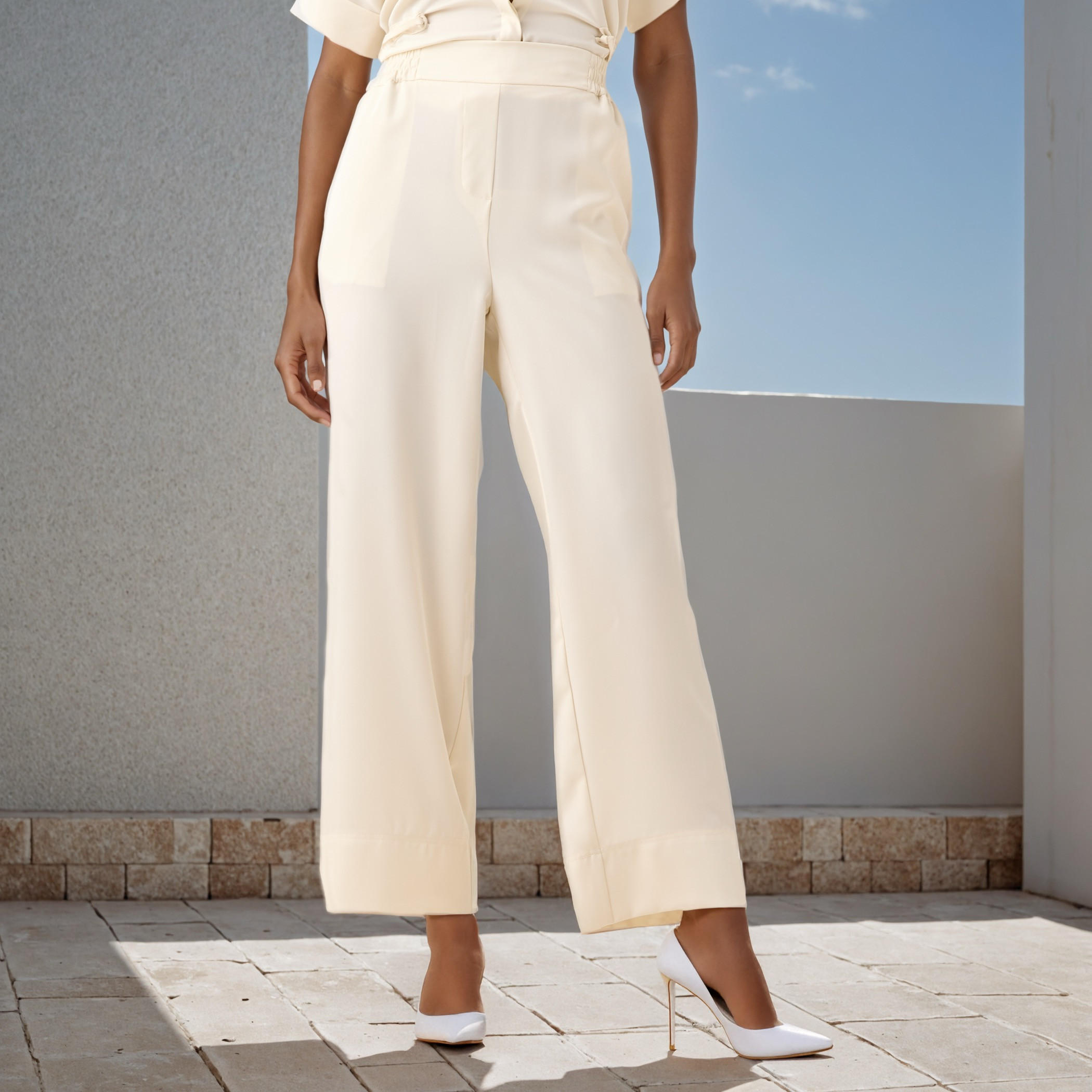 بنطلون بخصر مطاطي وجيوب من أيكونيك-women-clothing-bottoms-trousers-image-1
