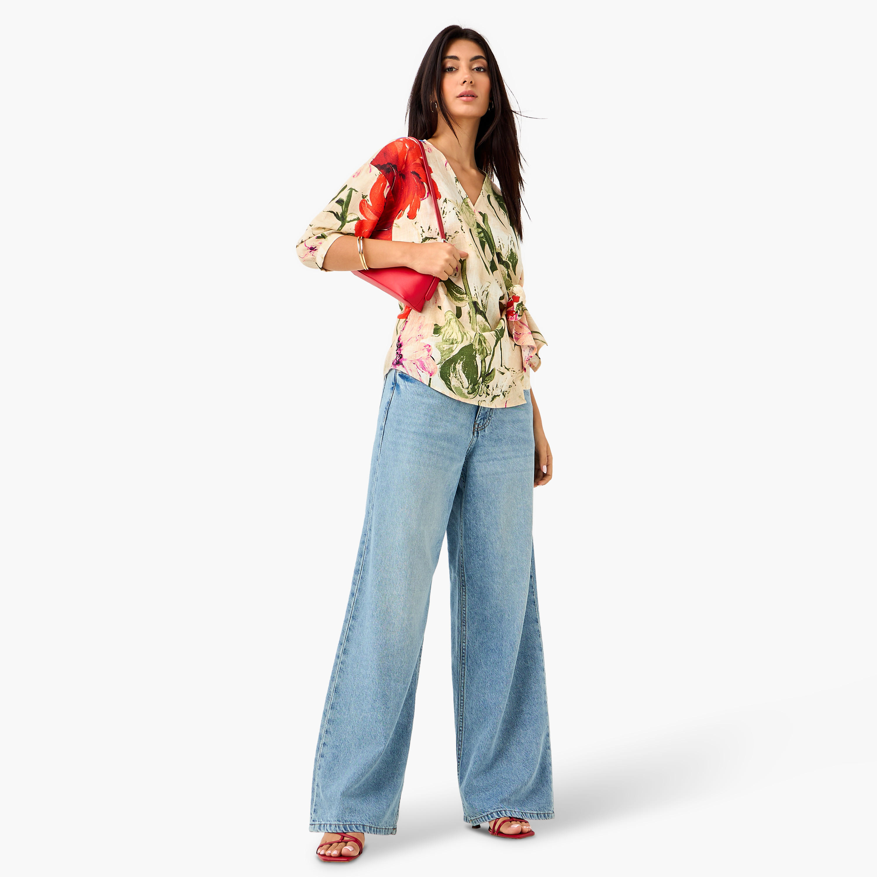 بلوزة ملفوفة بطبعات زهور برباط ربط من آيكونيك-women-clothing-shirtsandblouses-blouses-image-4