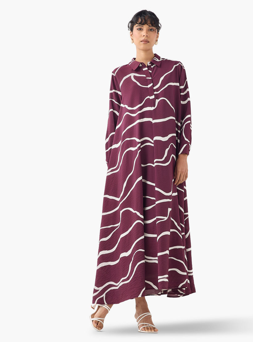 فستان ماكسي فضفاض بياقة عادية وأكمام طويلة وطبعات من آيكونيك-women-clothing-dresses-image-2