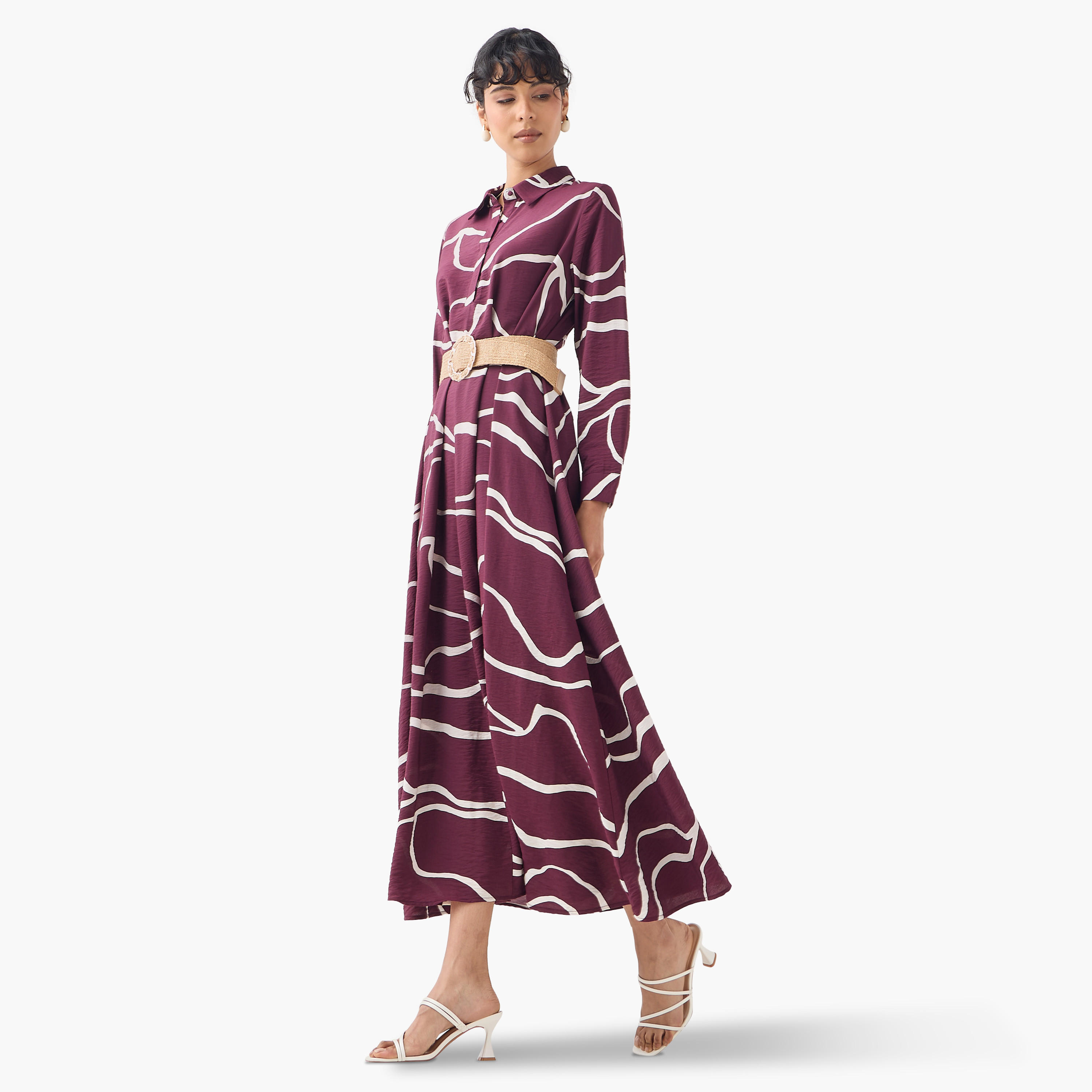 فستان ماكسي فضفاض بياقة عادية وأكمام طويلة وطبعات من آيكونيك-women-clothing-dresses-image-6