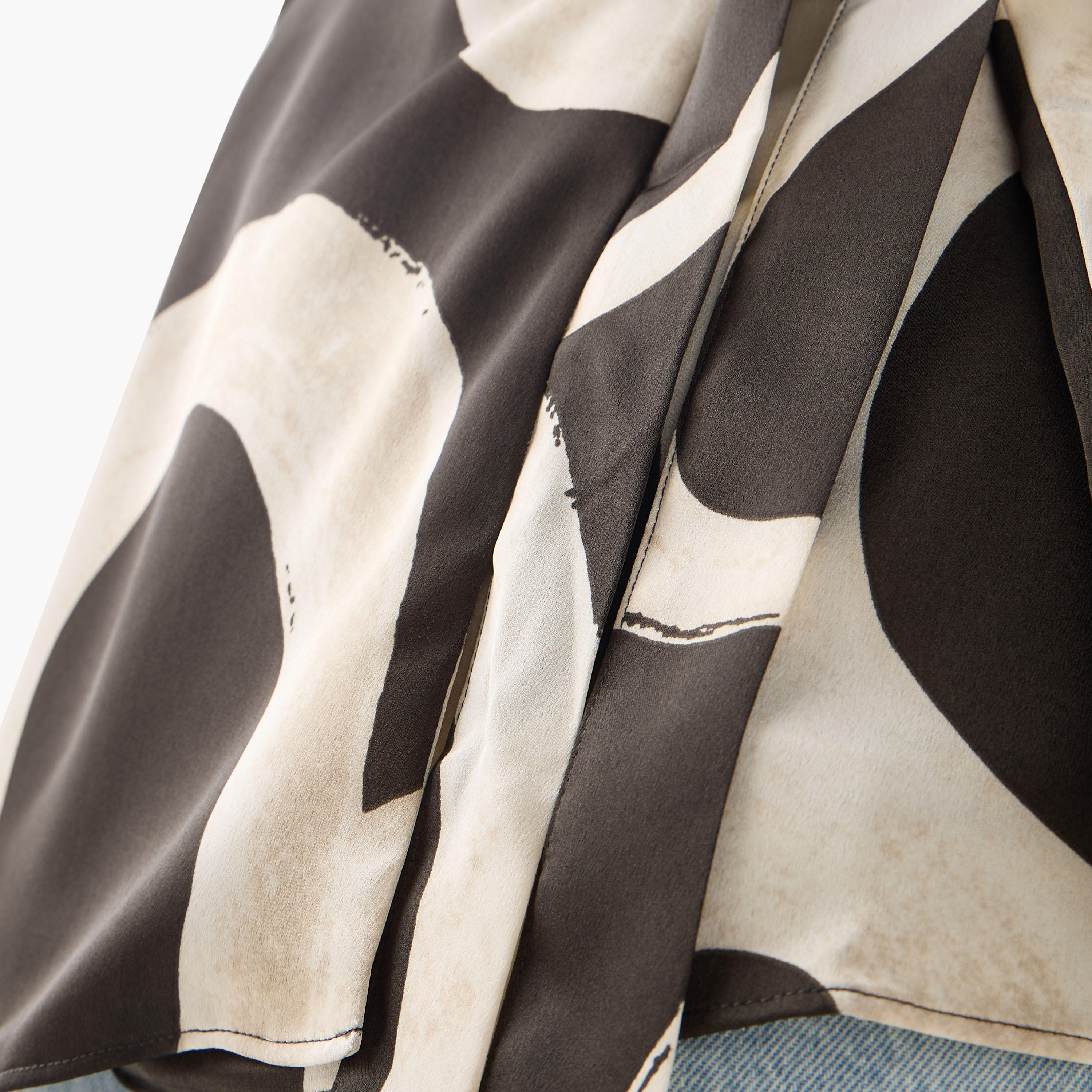 Iconic Printed V-neck Wrap Top with Long Sleeves and Tie-Up Detail-women-clothing-shirtsandblouses-blouses-image-6