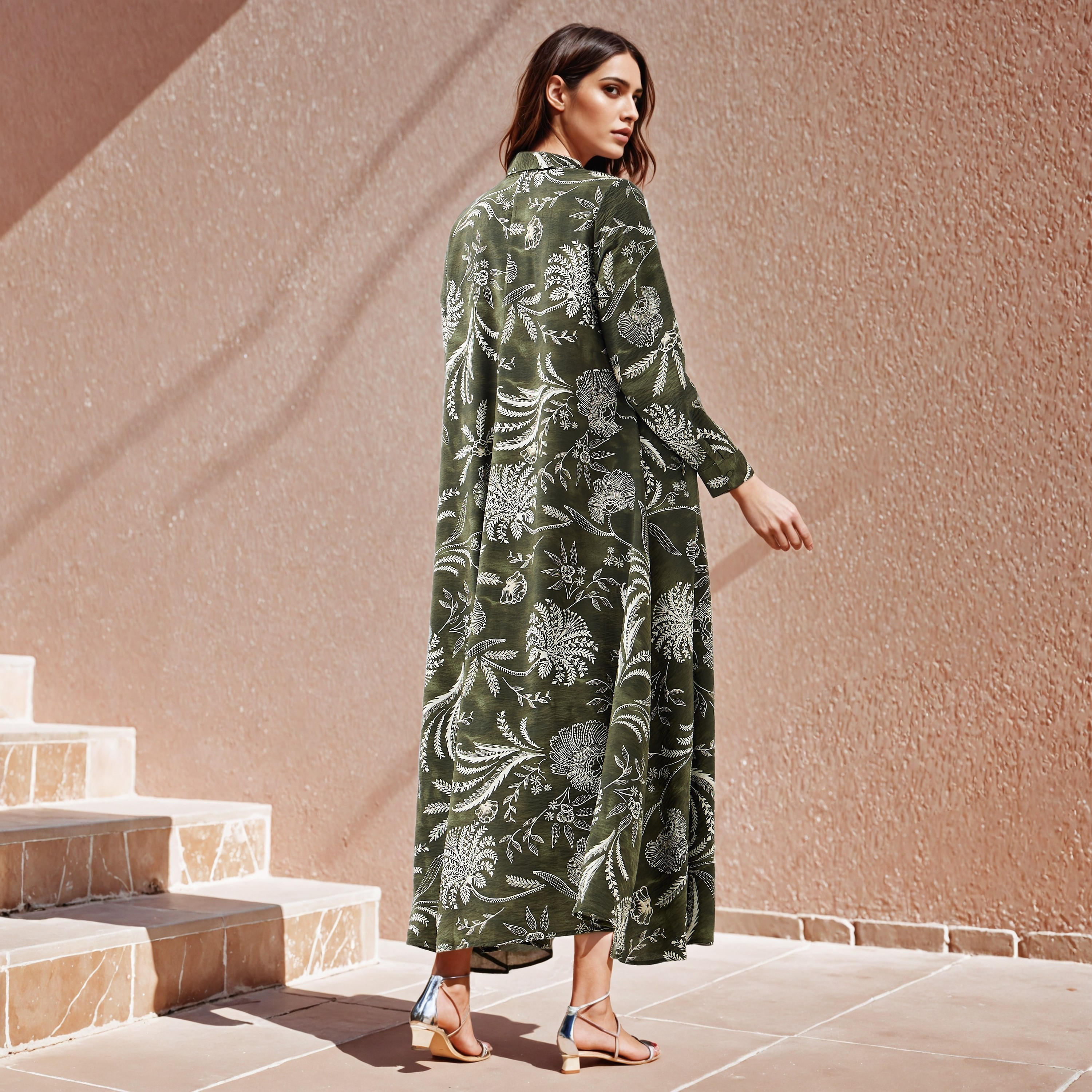 فستان ماكسي بطبعات وياقة عادية من أيكونيك-women-clothing-dresses-image-3