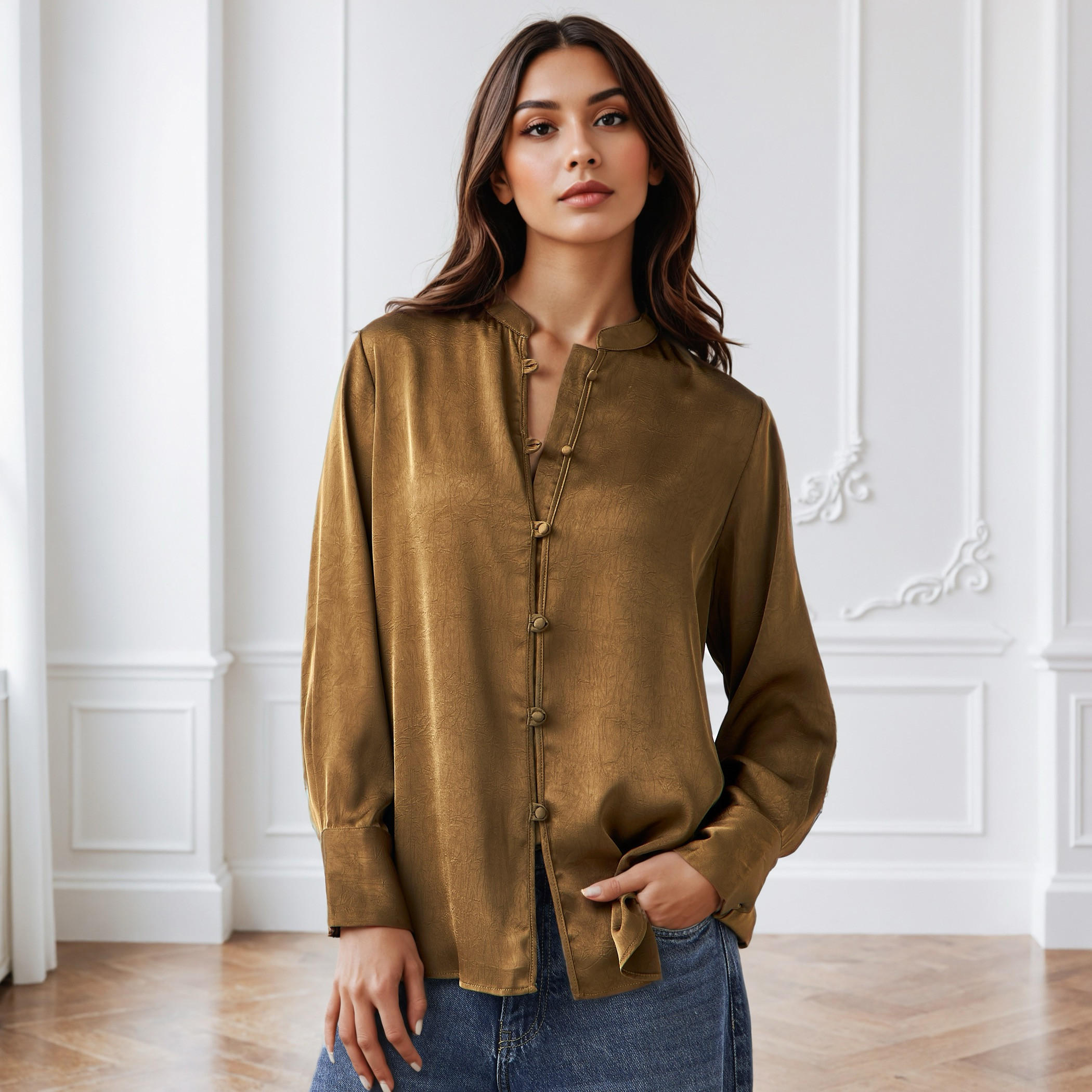 قميص بقصّة عادية مع معطف مخملي مطرز بالترتر من آيكونيك-women-clothing-shirtsandblouses-shirts-image-2