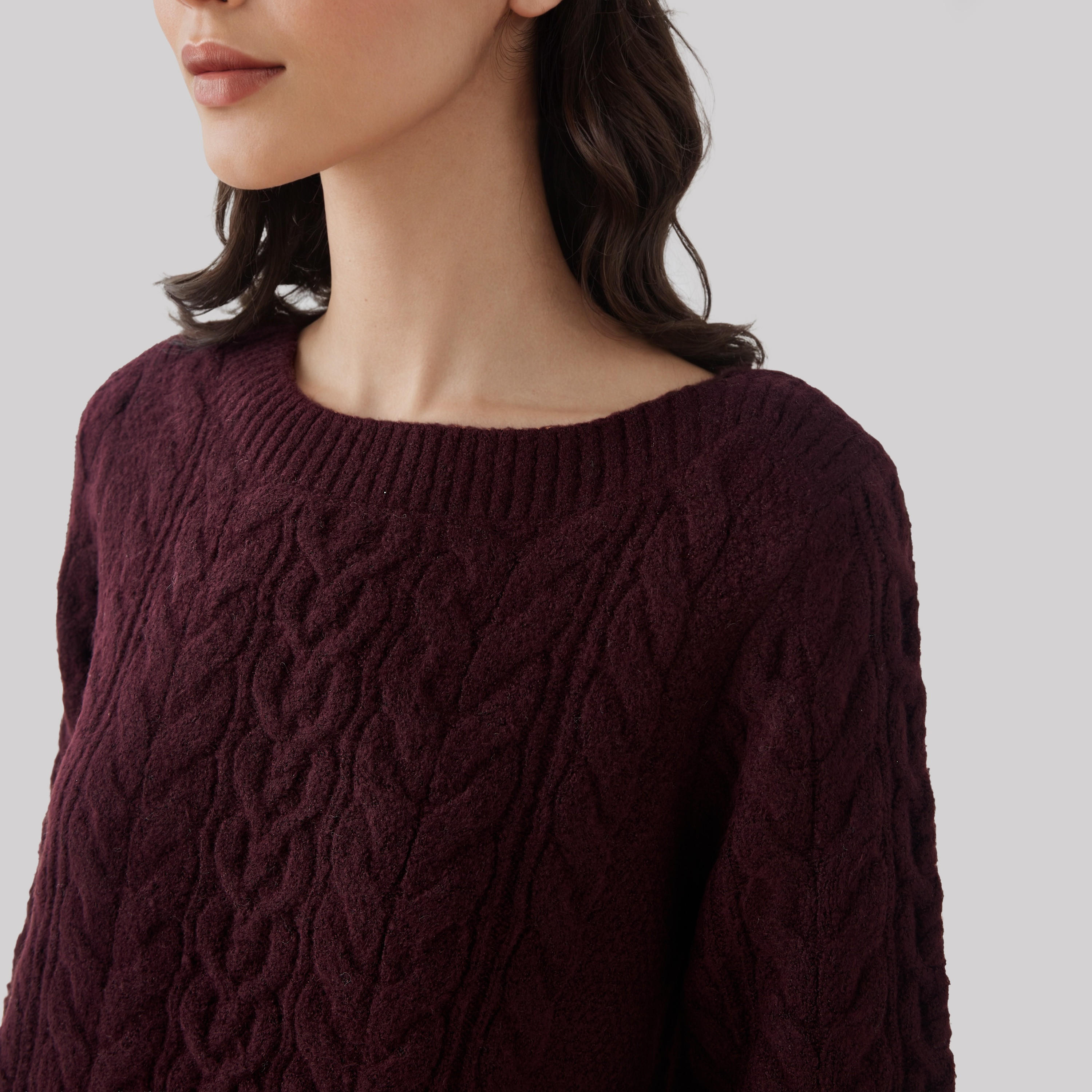 كنزة بياقة ضيقة وقصة عادية وحياكة كابل من آيكونيك-women-clothing-cardigansandjumpers-jumpers-image-4