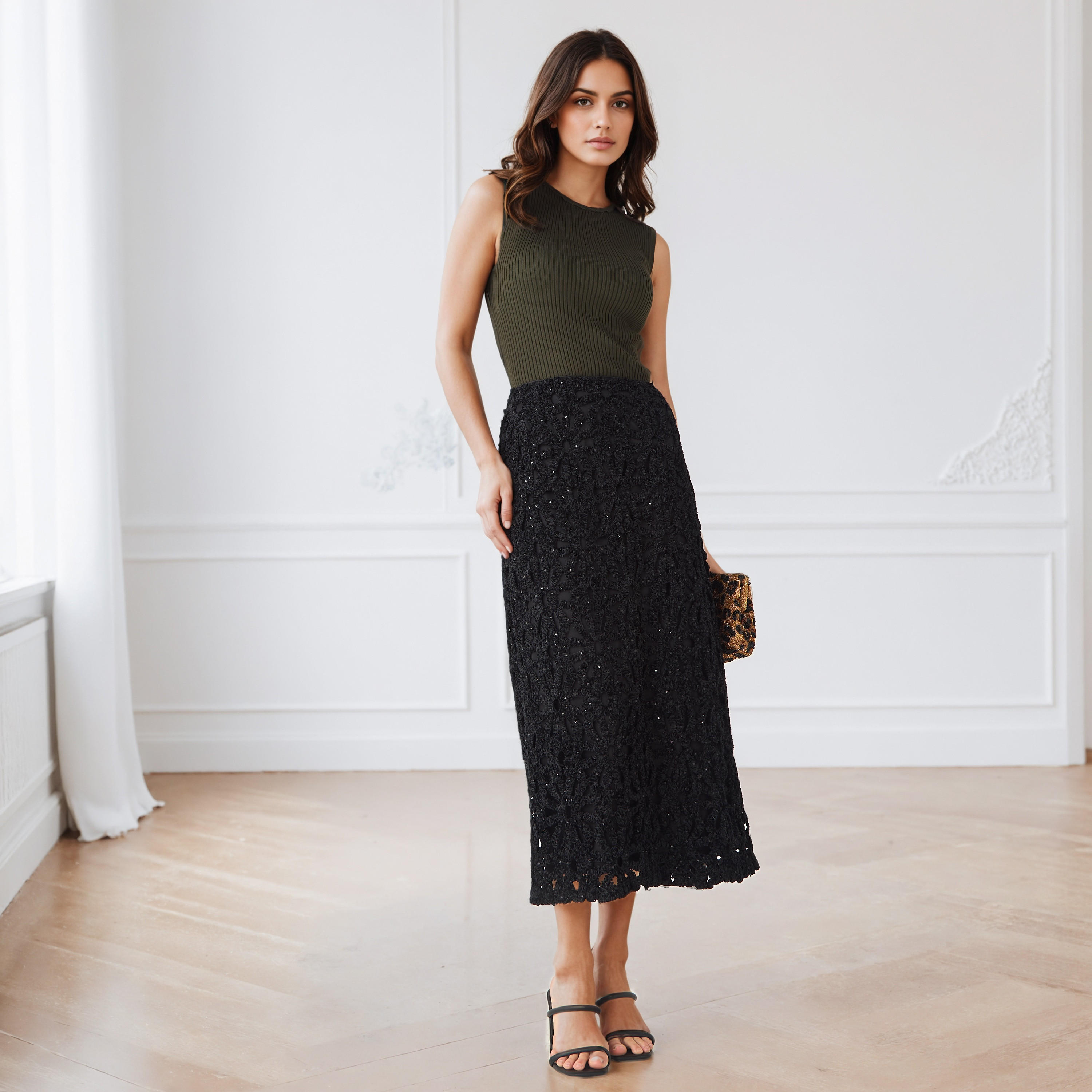 تنورة ترتر بقصّة ضيقة مزينة بدانتيل وسحّاب إغلاق من آيكونيك-women-clothing-bottoms-skirts-image-3