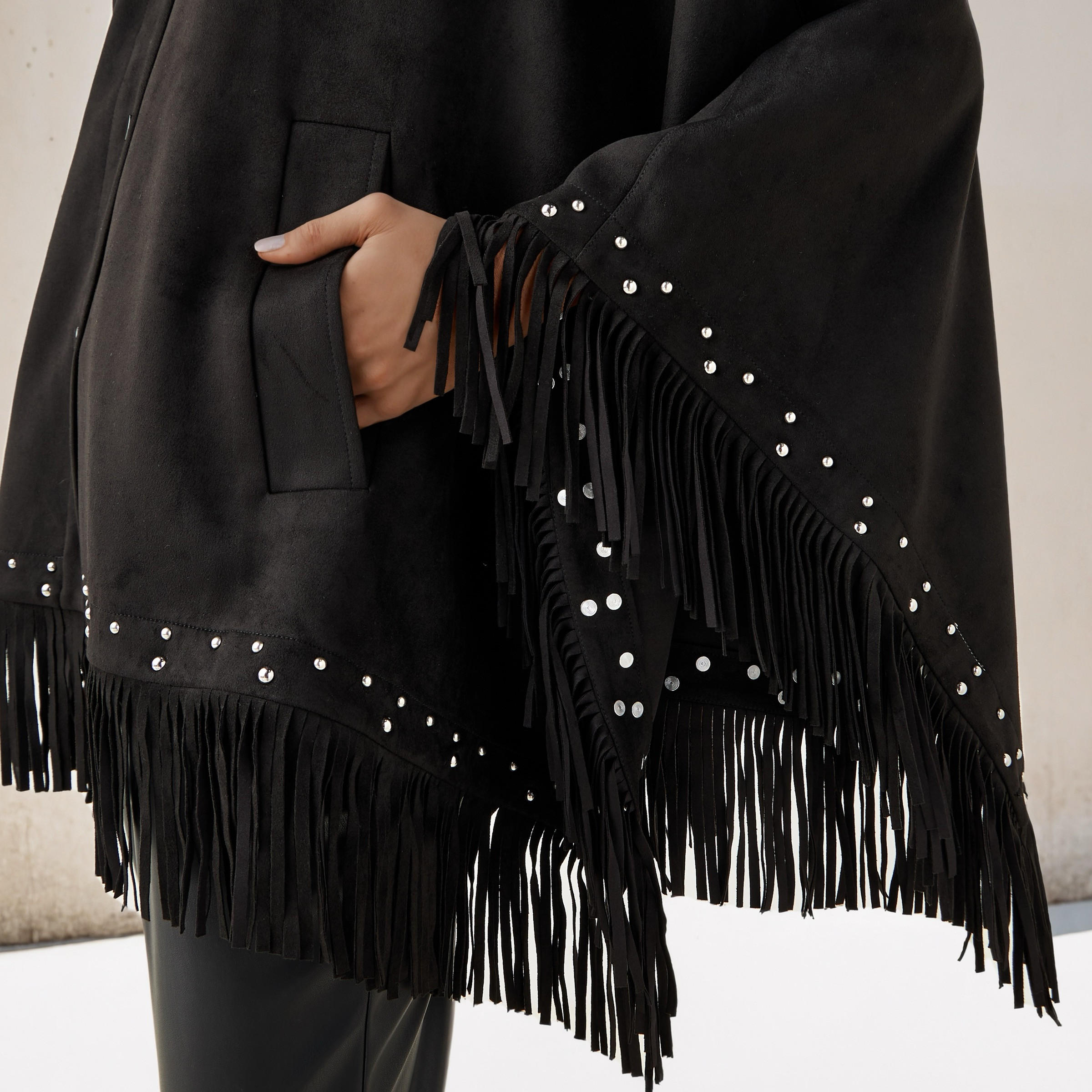 بونشو مزين بشراشيب من آيكونيك-women-winterwear-cardigansandjumpers-cardigans-image-2