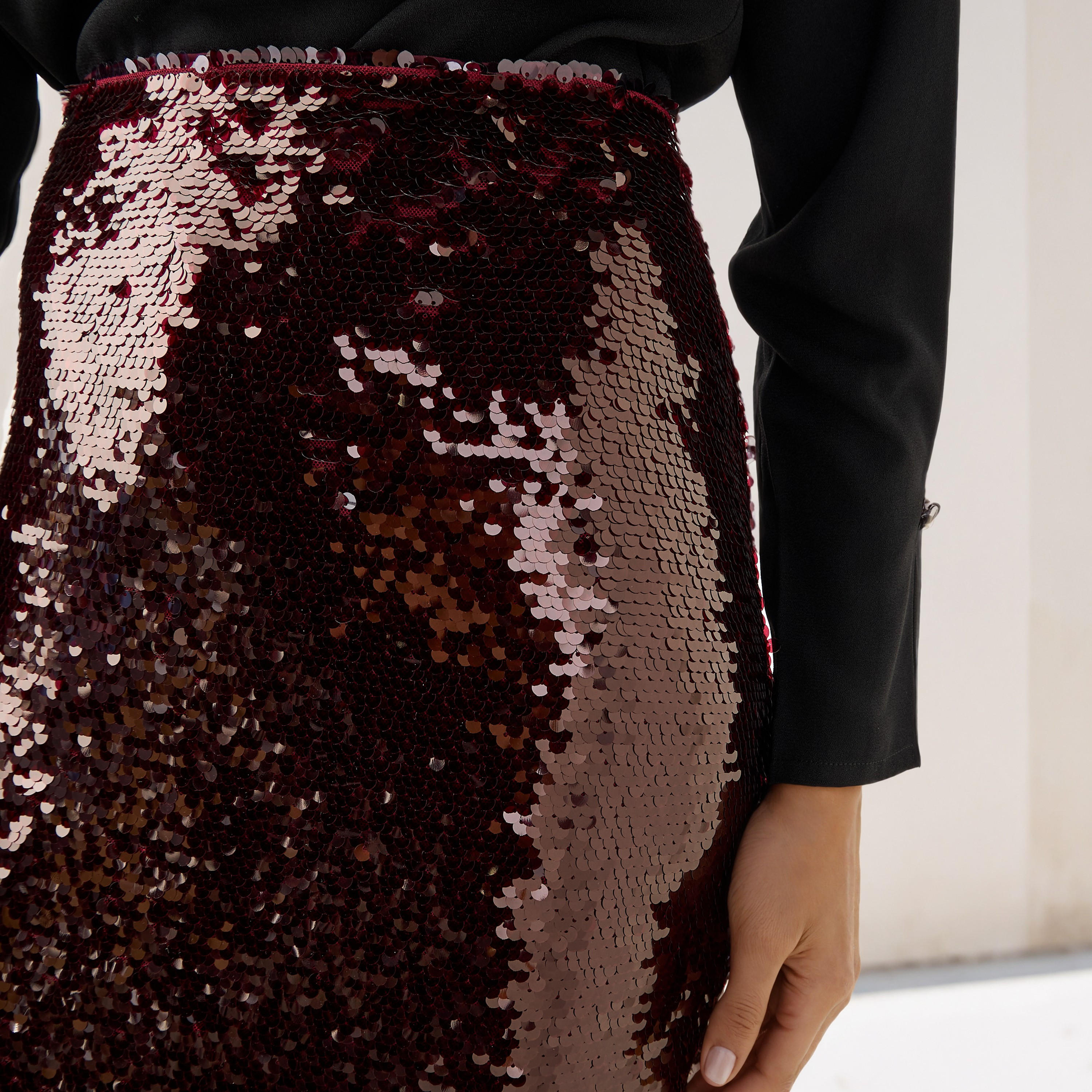 تنورة إيه لاين ميدي مزينة بالترتر من آيكونيك-women-clothing-bottoms-skirts-image-2