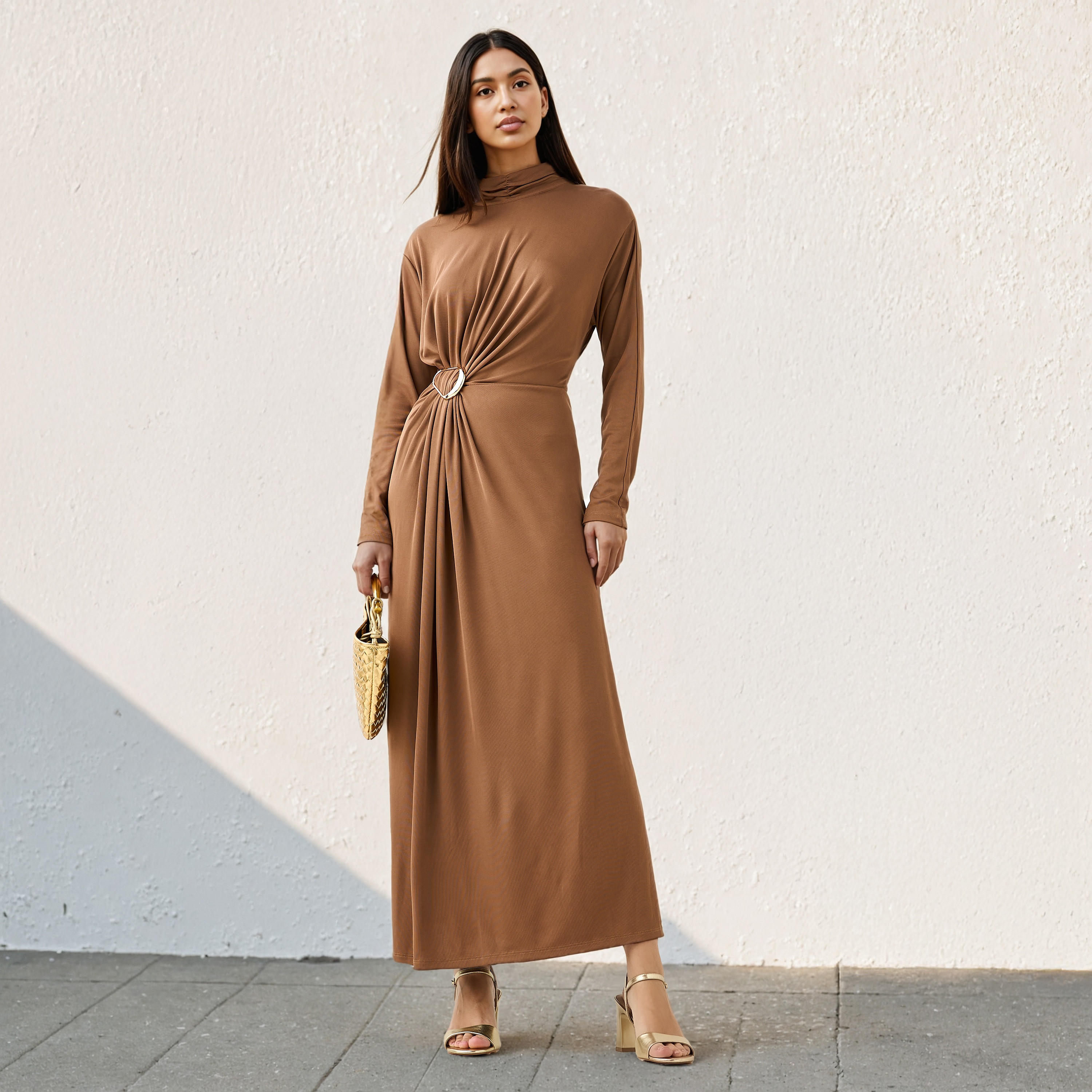 فستان بياقة عالية وتصميم درابيه من آيكونيك-women-clothing-dresses-image-6