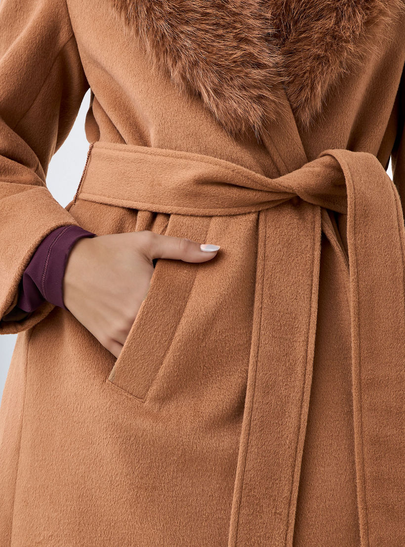 Iconic Regular Trench Coat with Detachable Faux Fur Collar-women-clothing-coatsandjackets-coats-image-7