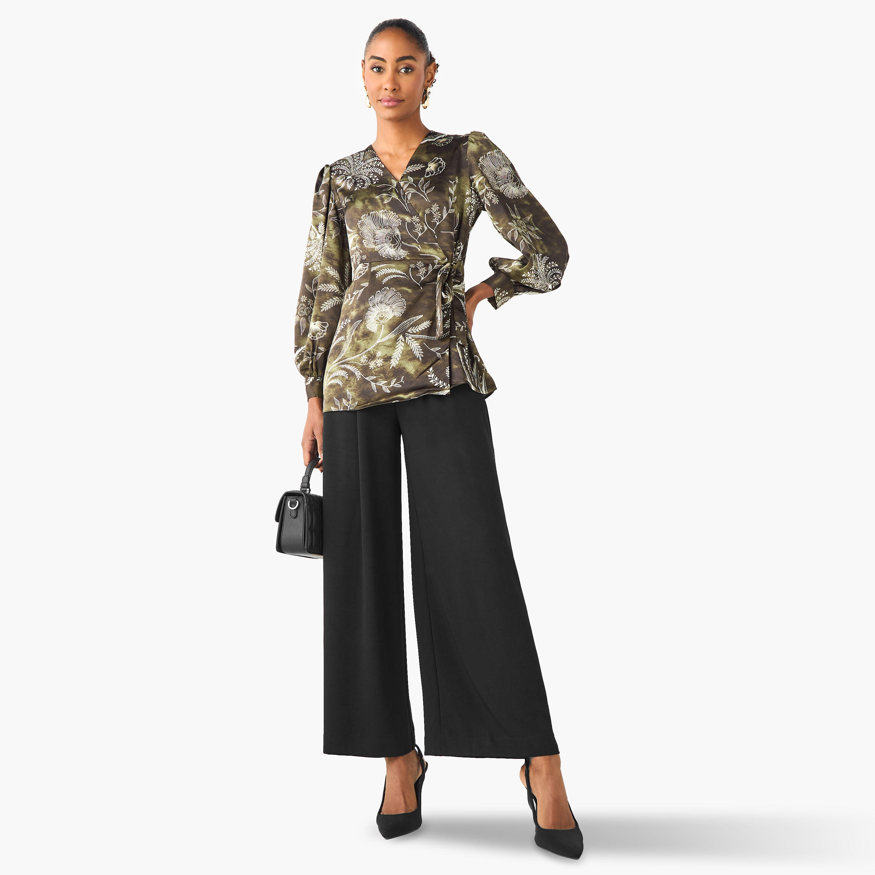 بلوزة بوليستر بقصّة مريحة بأربطة من آيكونيك-women-clothing-shirtsandblouses-blouses-image-2
