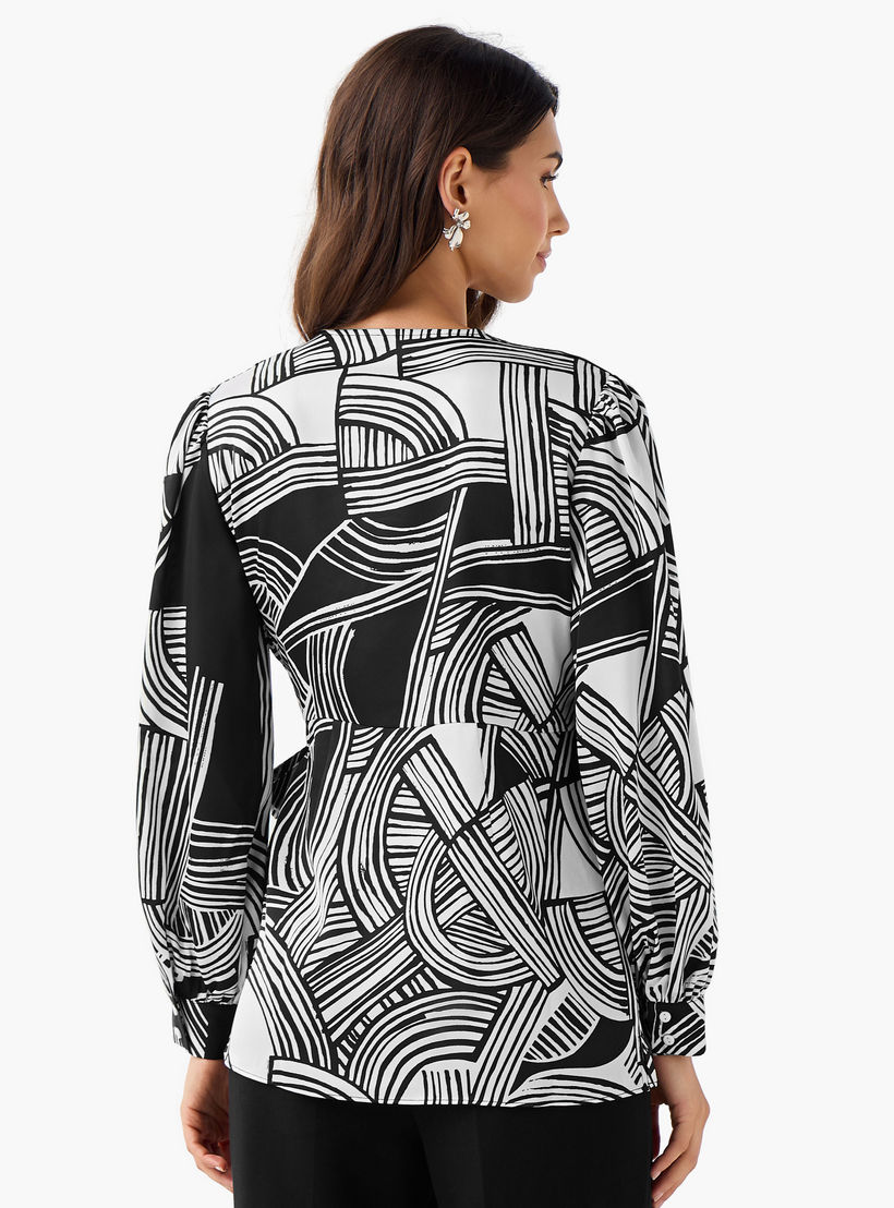 بلوزة ملفوفة بقصّة عادية وطبعات هندسية من آيكونك-women-clothing-shirtsandblouses-blouses-image-3