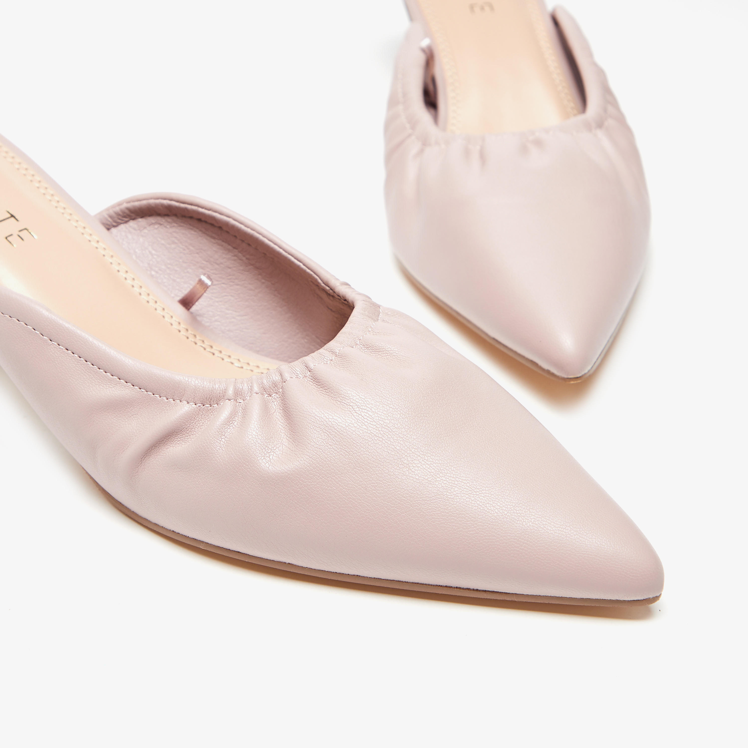 حذاء ميول سادة سهل الارتداء بكعب صغير للنساء من سيليست-women-shoes-heels-image-8