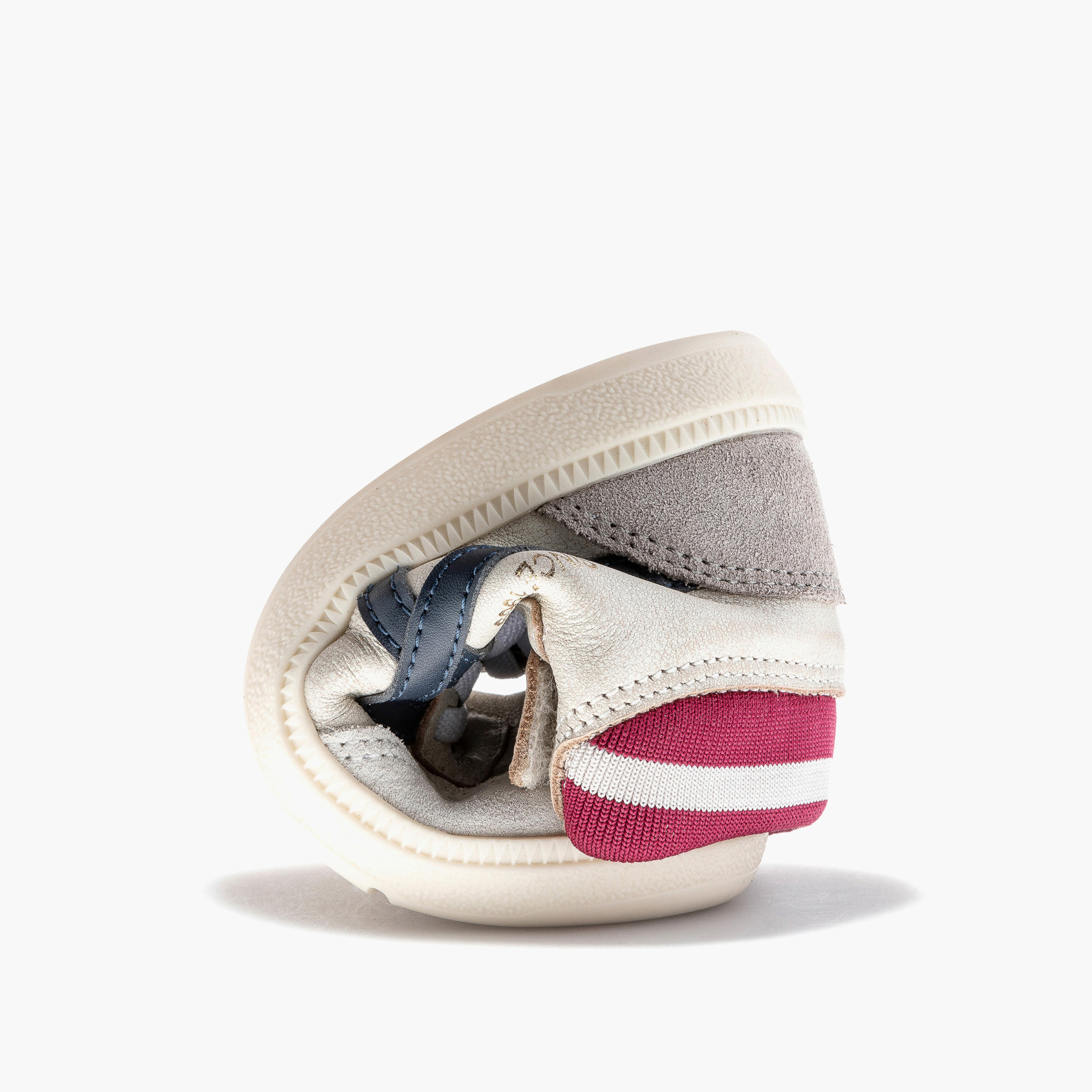 حذاء سنيكرز برقبة عالية وبشريط إغلاق لاصق للأولاد من بابلوسكي - 211132-boys-shoes-sneakers-image-6