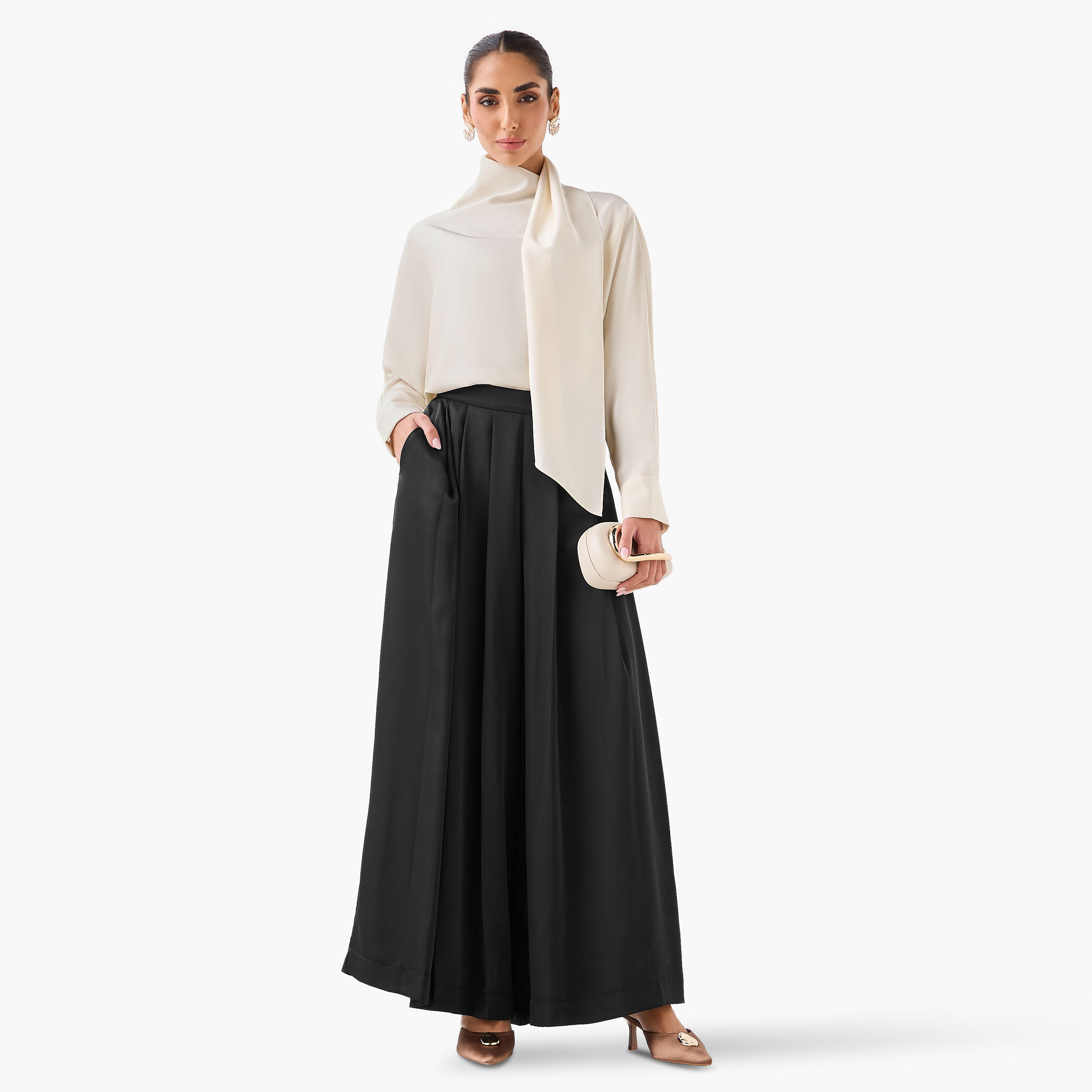 بلوزة بياقة وشاح منسدلة من آيكونيك-women-clothing-shirtsandblouses-blouses-image-5