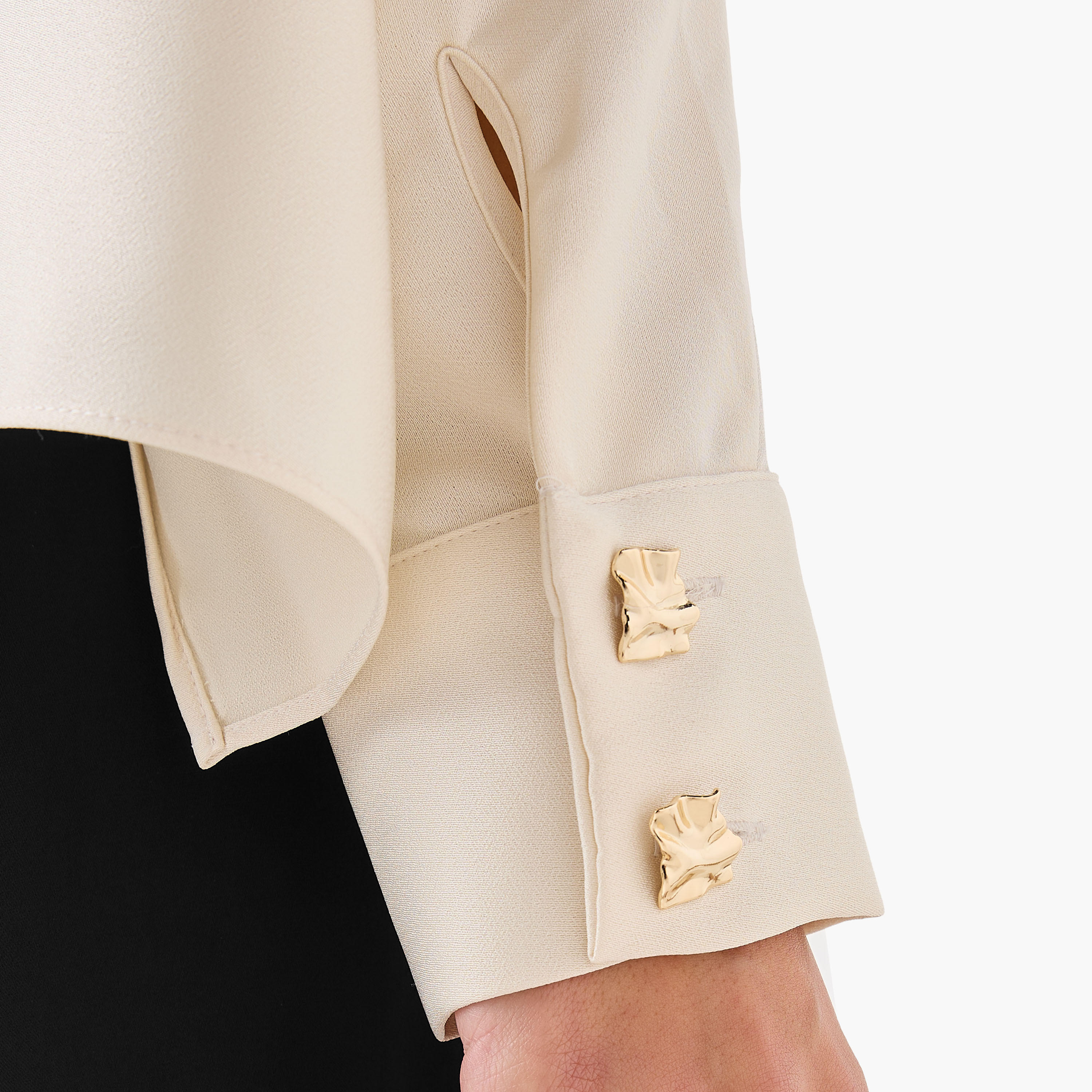 بلوزة بياقة وشاح منسدلة من آيكونيك-women-clothing-shirtsandblouses-blouses-image-1
