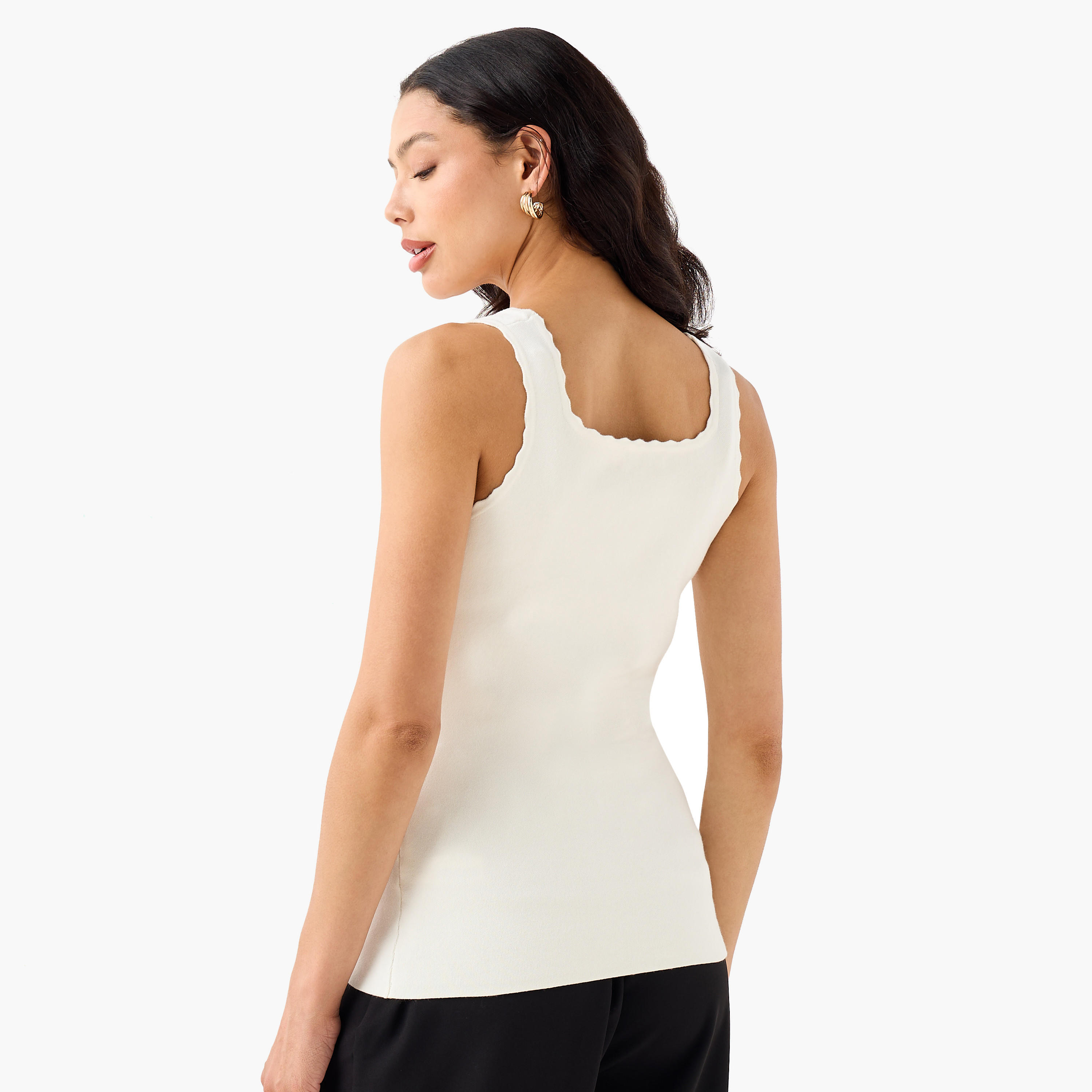 بلوزة تانك بقصة مريحة وحواف مموجة من أيكونيك-women-clothing-tshirts-image-3