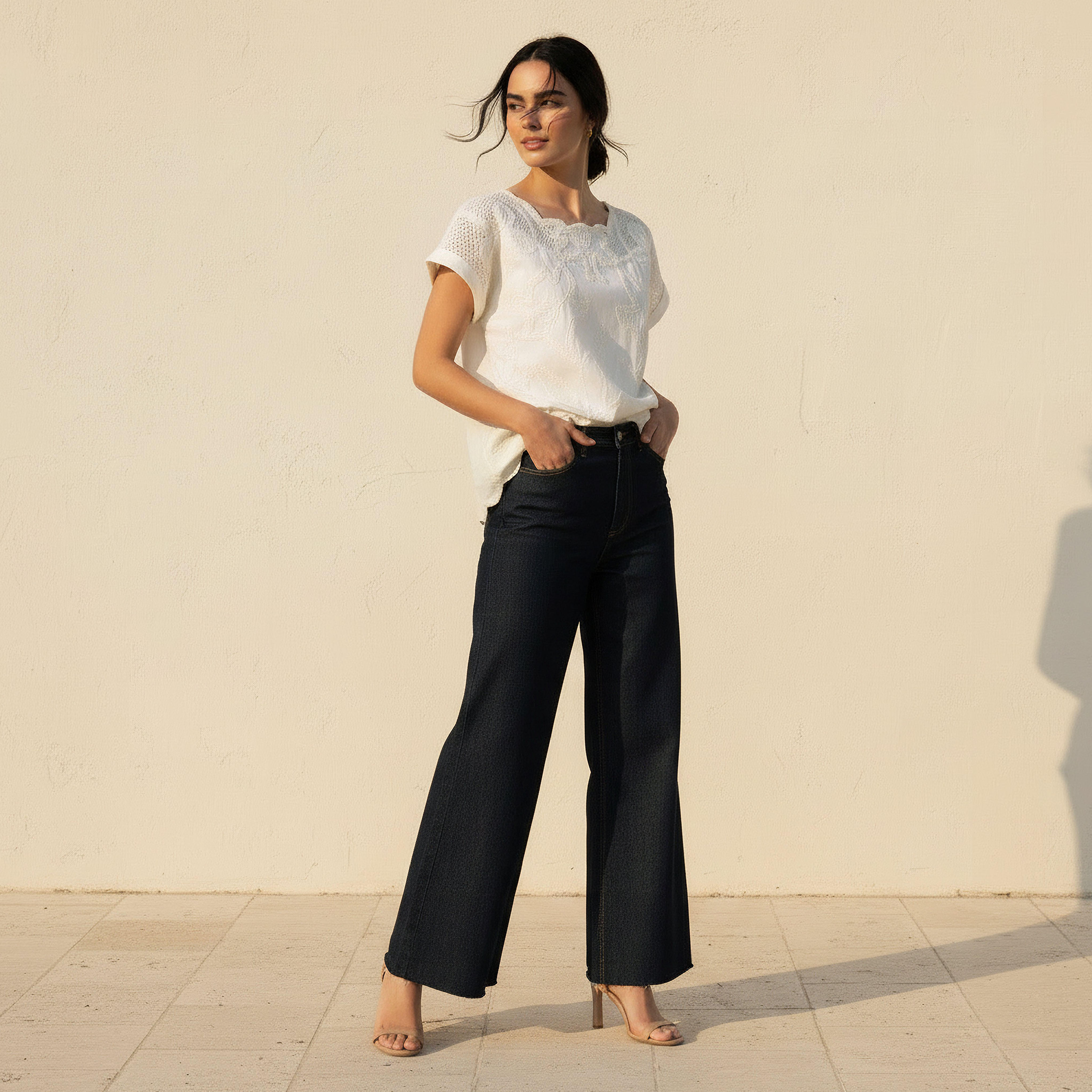 بلوزة بتطريزات زهور من آيكونيك-women-clothing-shirtsandblouses-blouses-image-4