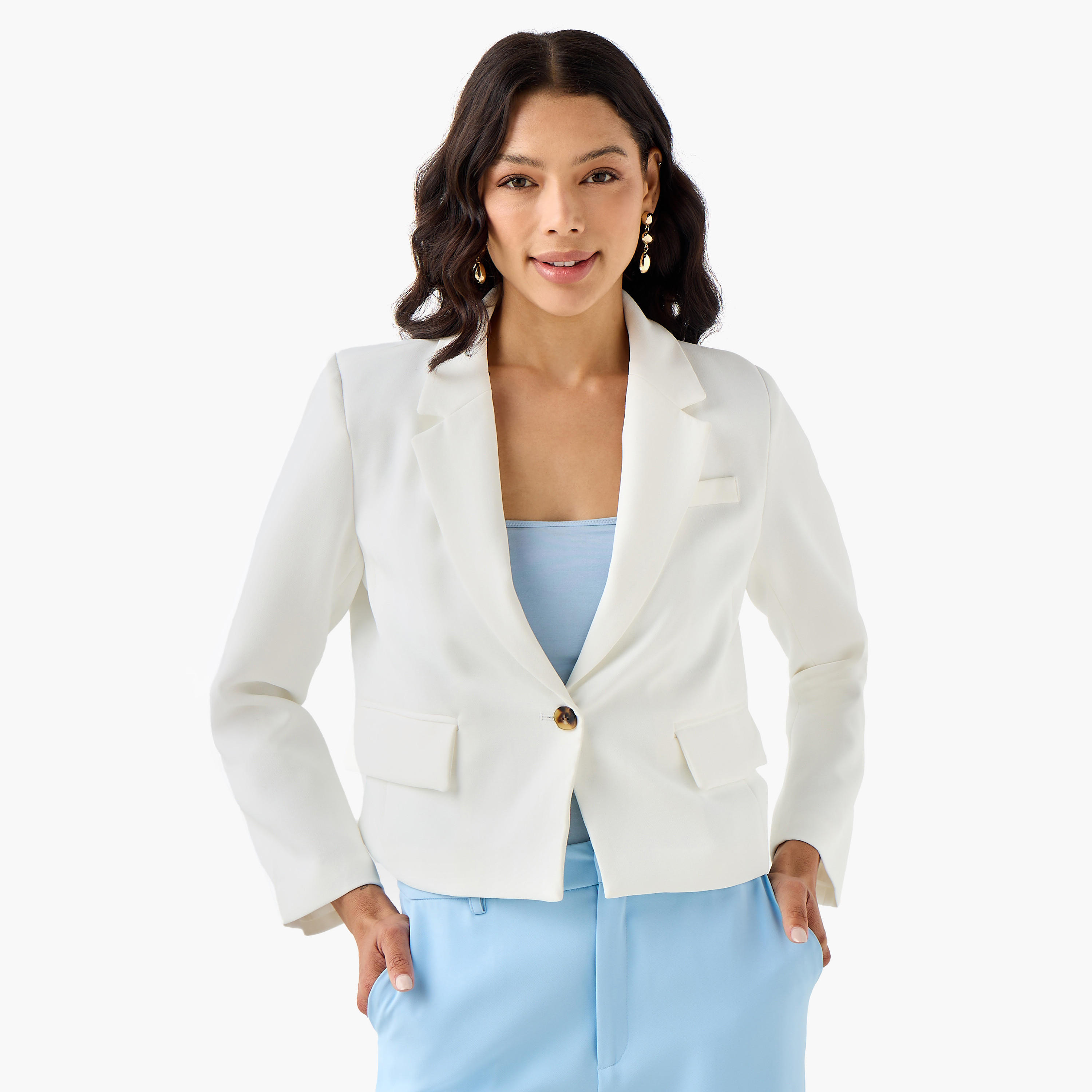 بليزر فيسكوز قصير بياقة فردية وجيوب بطية من أيكونيك-women-clothing-coatsandjackets-blazers-image-2