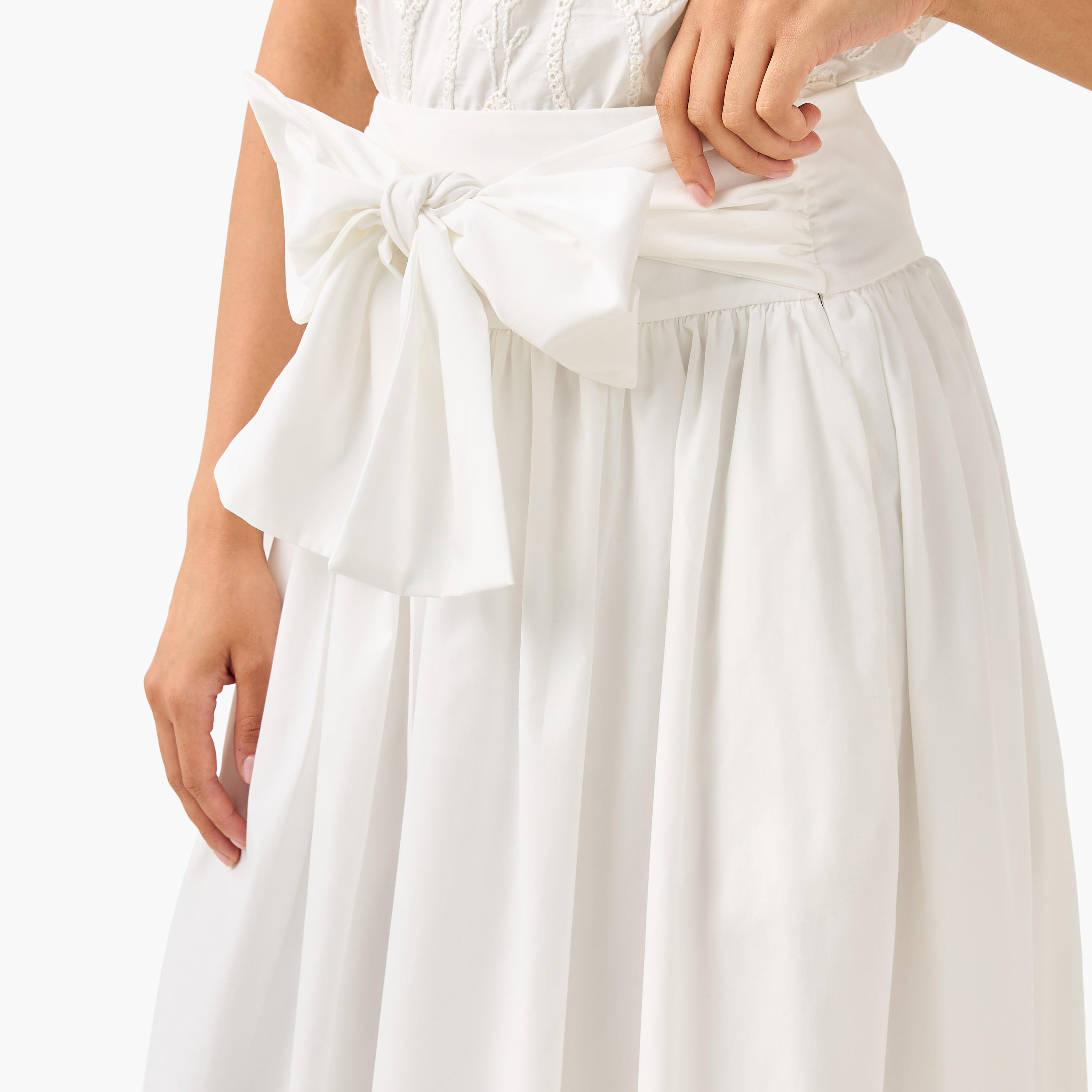 تنورة ميدي إيه لاين بأريطة من آيكونيك-women-clothing-bottoms-skirts-image-5