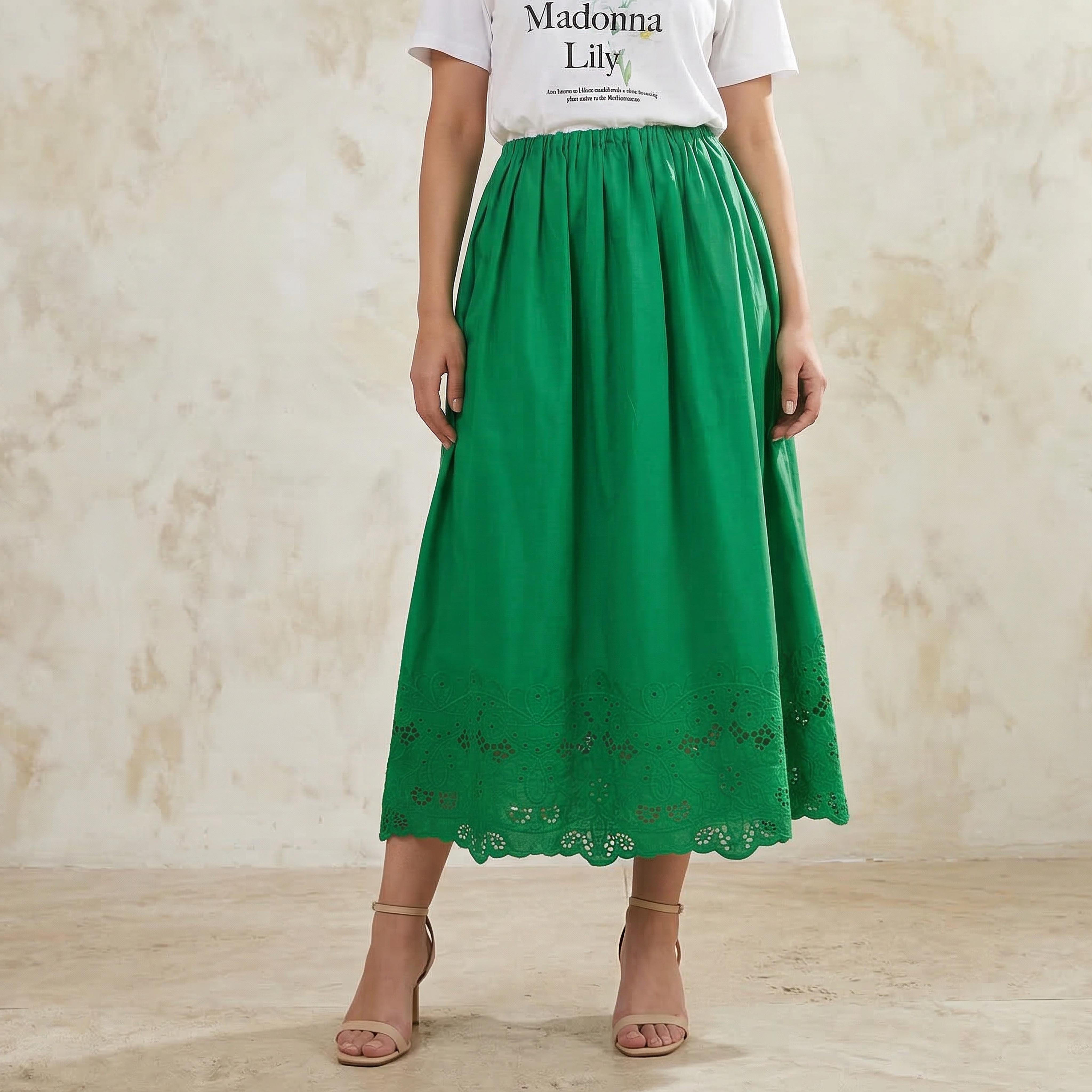 تنورة ميدي قطن بحافة مطرزة وتفاصيل كسرات من أيكونيك-women-clothing-bottoms-skirts-image-1