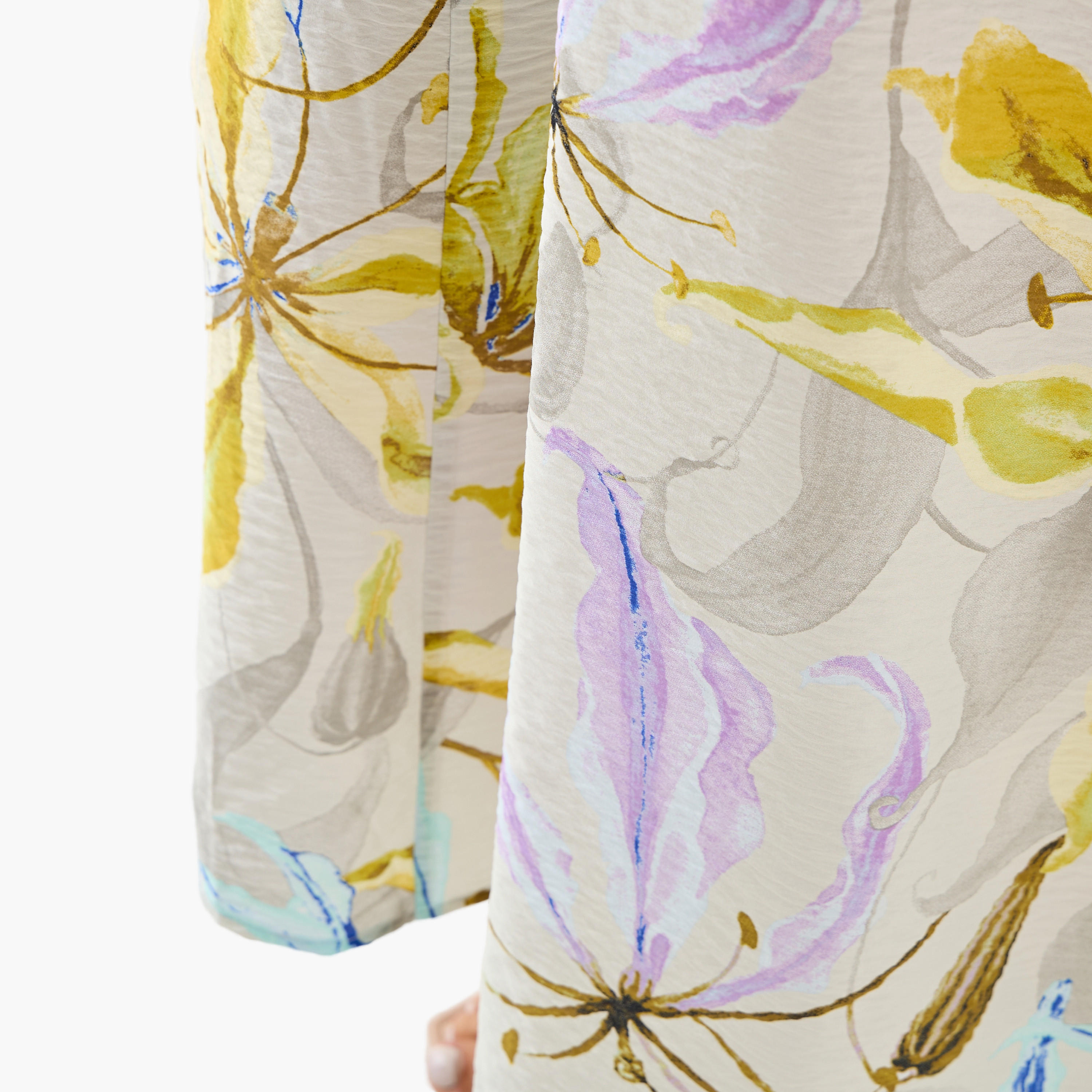 فستان ميدي ترابيز بطبعات من آيكونيك-women-clothing-dresses-image-7