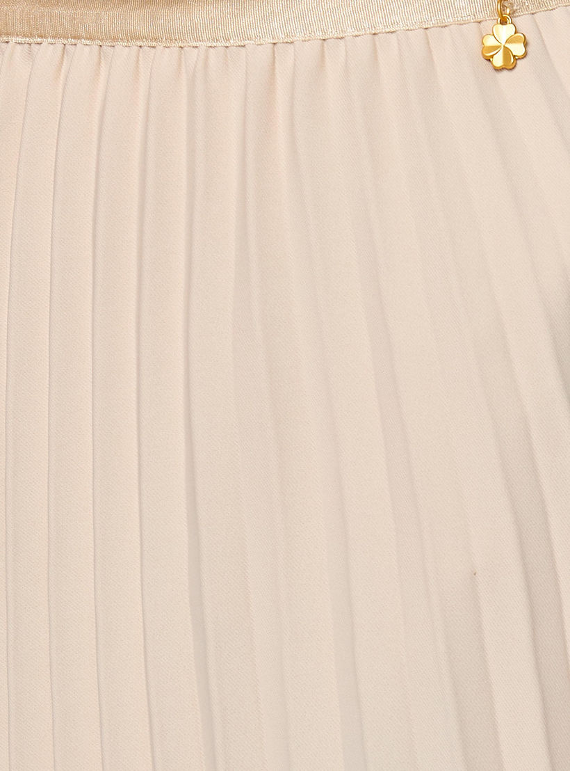 Iconic Midi A-line Skirt with Pleated Design-women-clothing-skirts-image-2