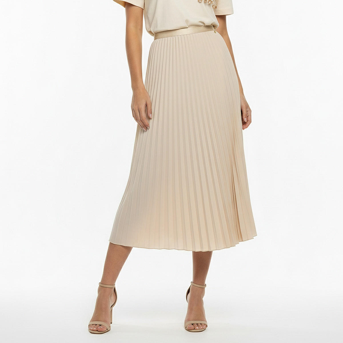 Iconic Midi A-line Skirt with Pleated Design-women-clothing-skirts-image-5