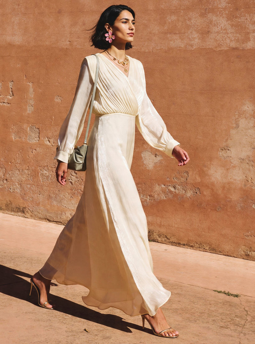 فستان ماكسي بقصة إيه لاين وكسرات مع أكمام انسيابية من آيكونيك-women-clothing-dresses-image-1