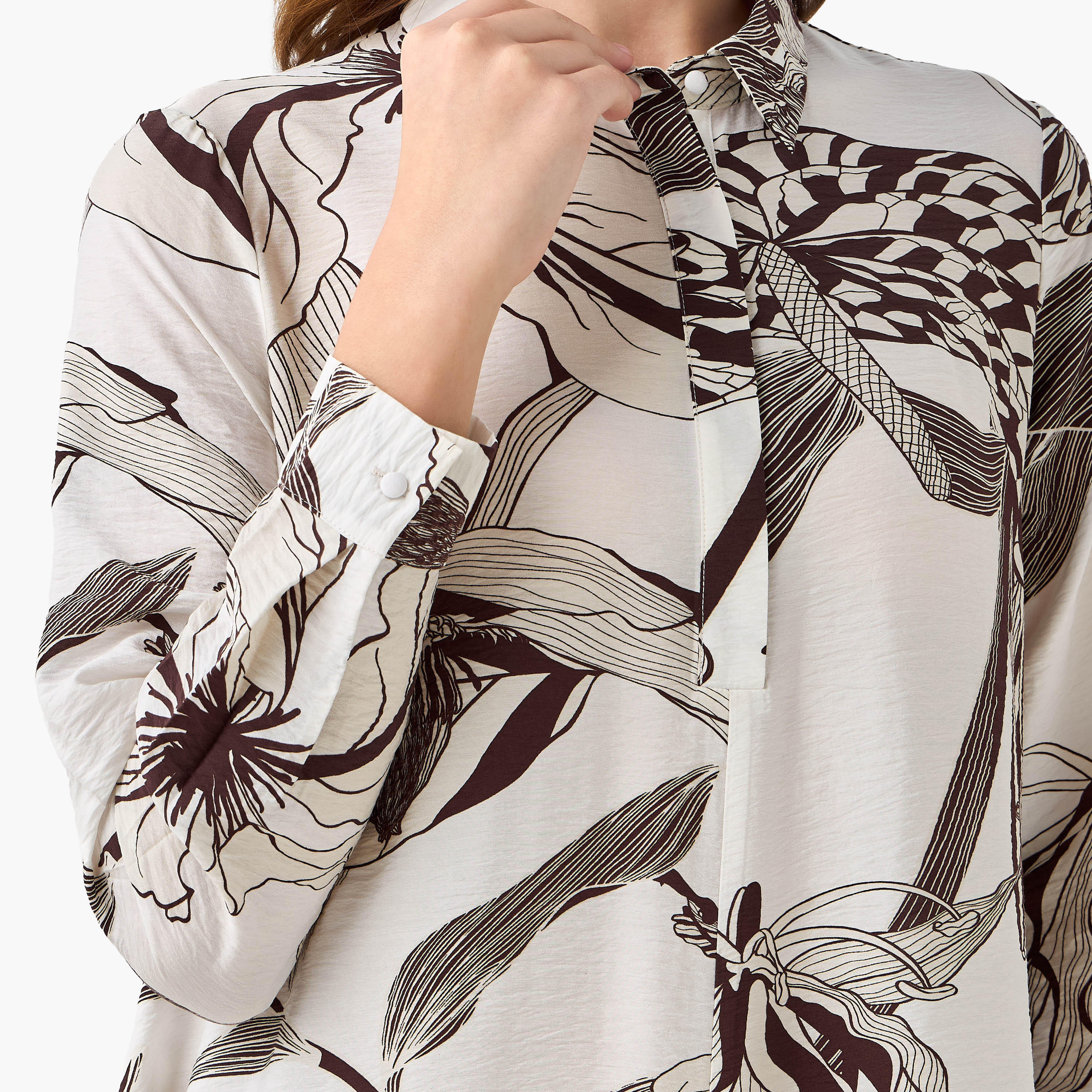 فستان قميص بوصلة أزرار مخفية وطبعات للنساء من آيكونيك-women-clothing-dresses-image-2