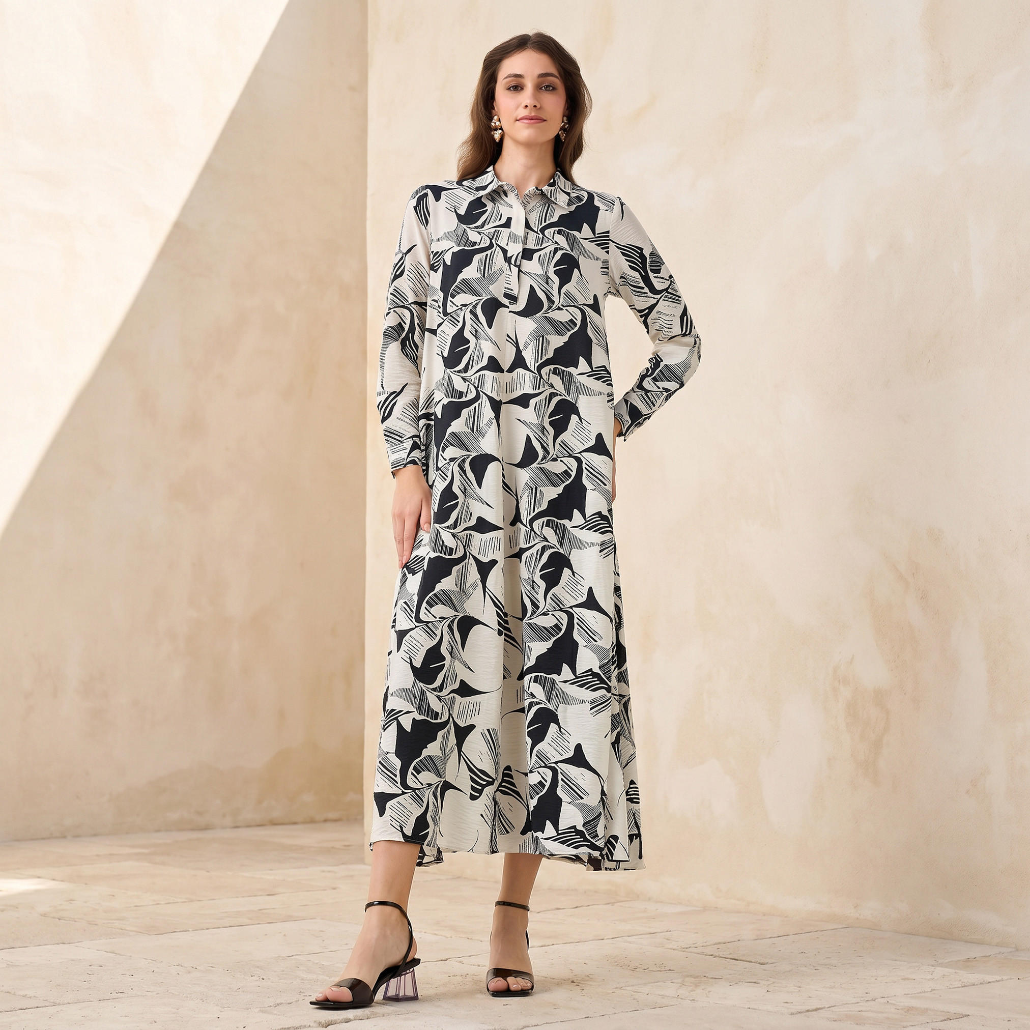 فستان قميص بوصلة أزرار مخفية وطبعات للنساء من آيكونيك-women-clothing-dresses-image-1